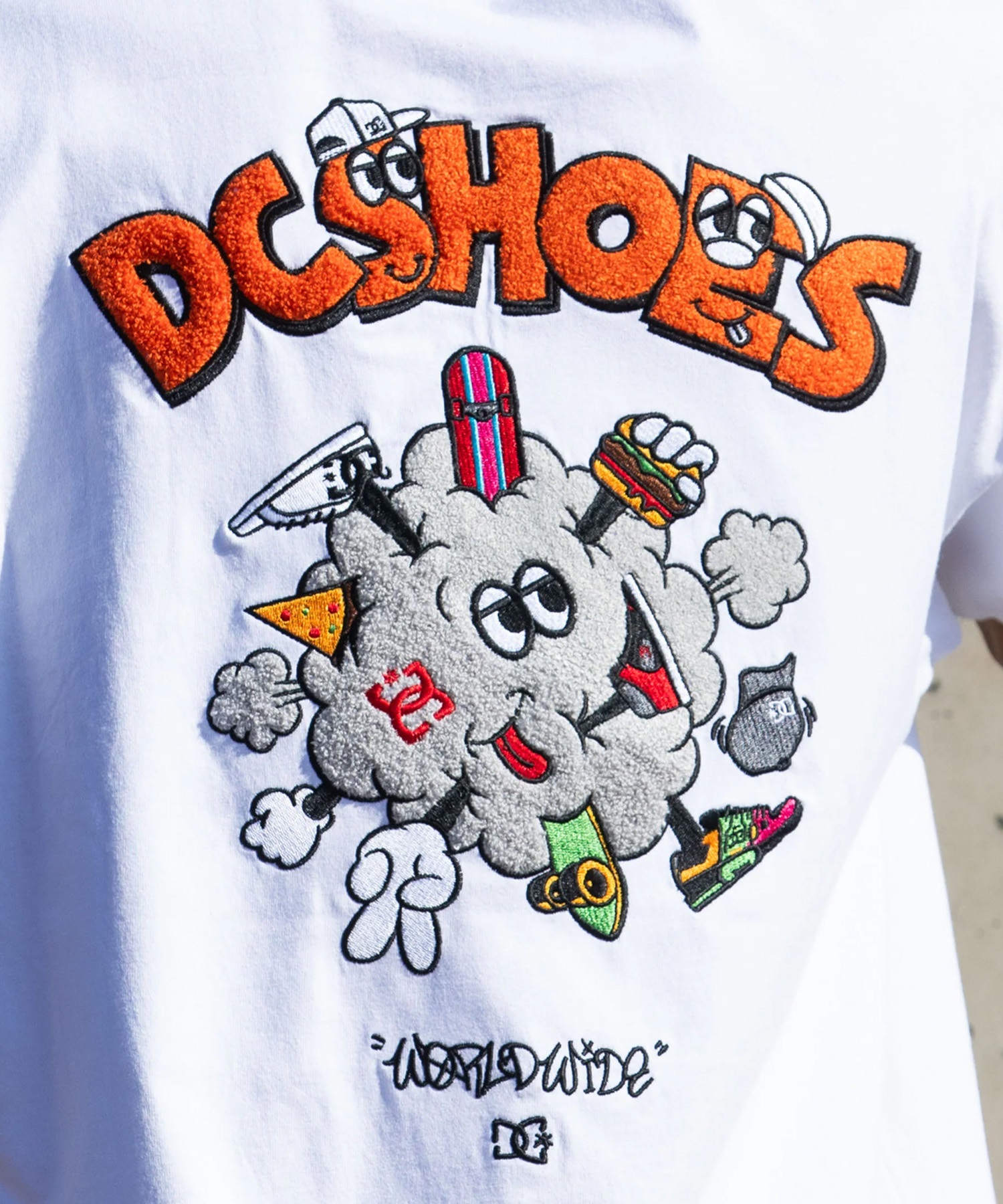 DC ディーシー 半袖 Tシャツ メンズ バックプリント サガラ刺繍