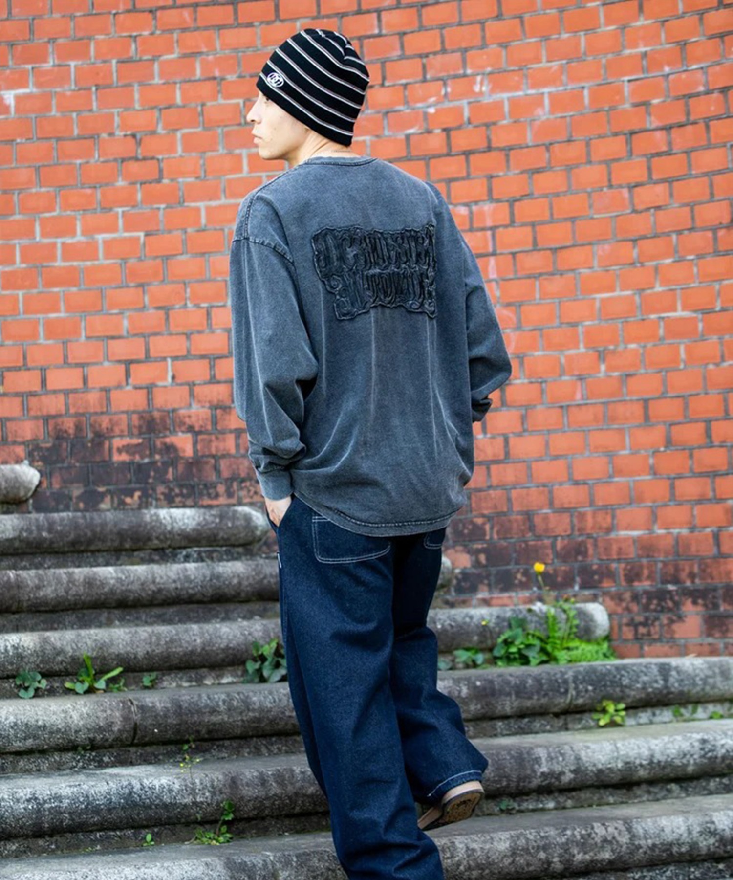 DC ディーシー 長袖 Tシャツ ロンT メンズ バックプリント 26 HIDDEN