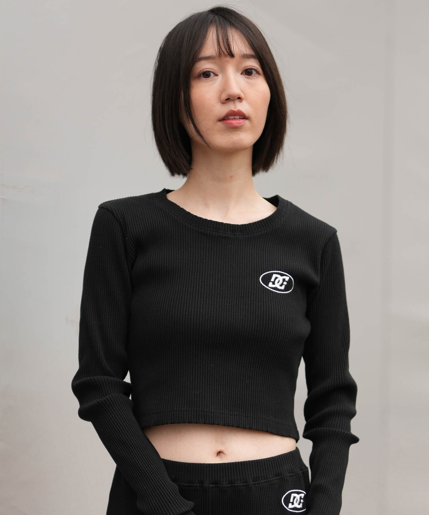 DC ディーシー 長袖 Tシャツ ロンT レディース クロップド丈 ショート
