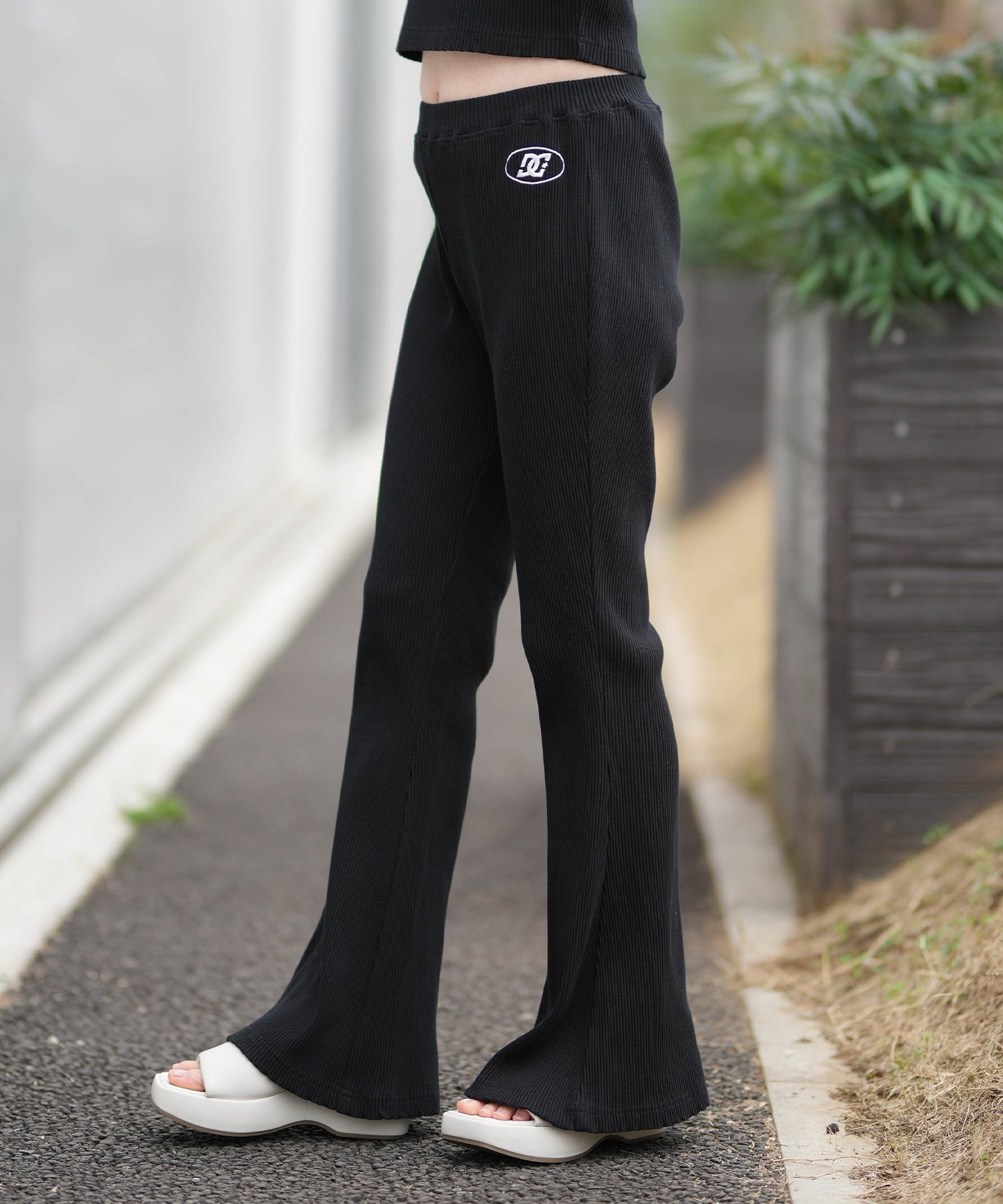 DC ディーシー ロングパンツ レディース フレア パンツ 26 WS TELECO