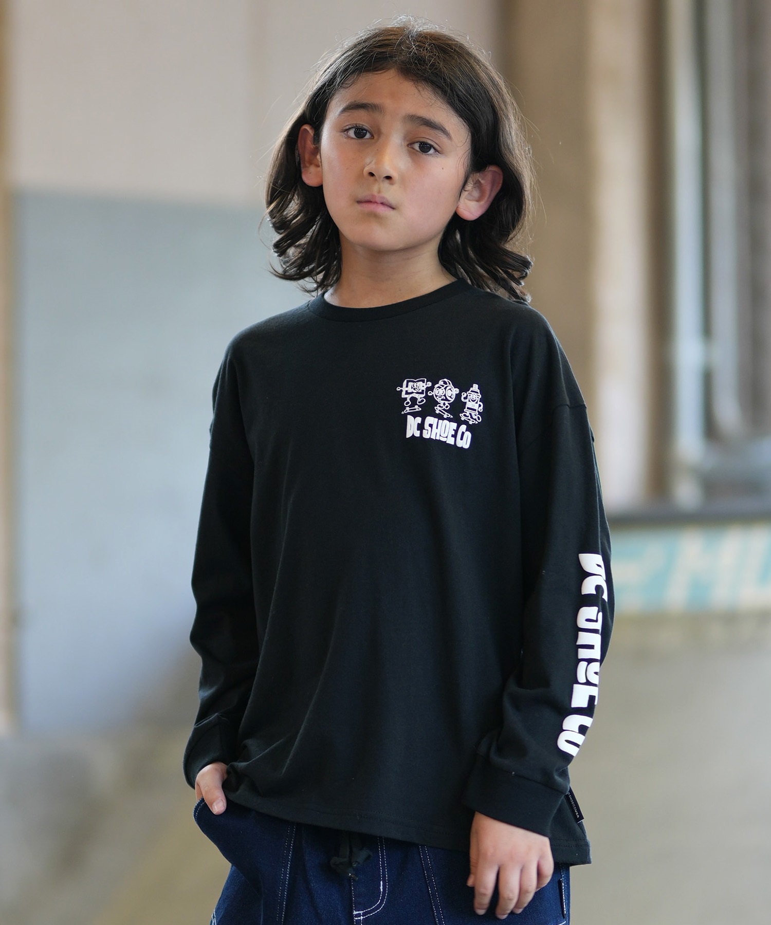 DC ディーシー 長袖 Tシャツ ロンT キッズ 子供 ロゴ バックプリント