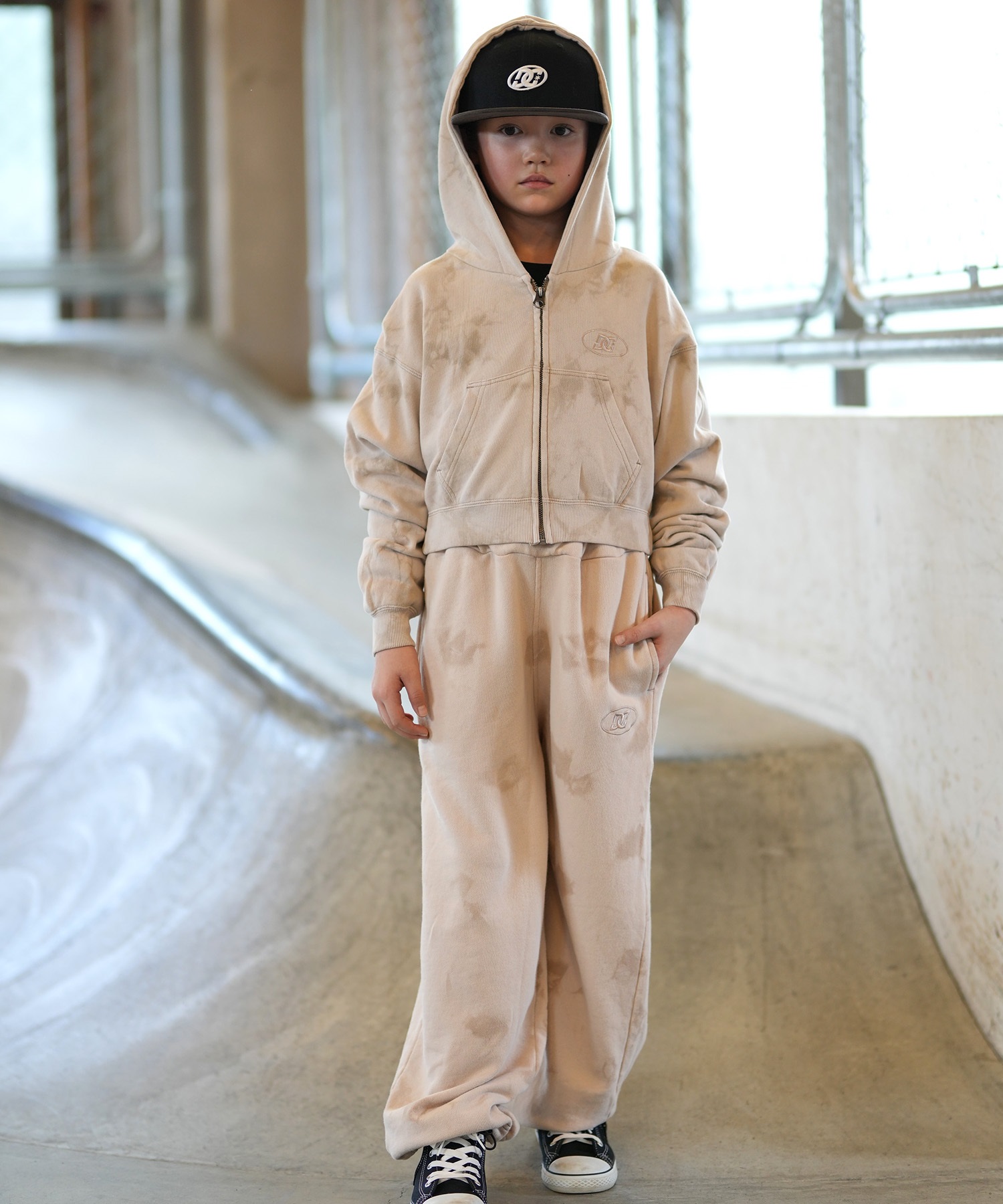 Da-iCE ×koe フーディー パーカー ベージュ M DC ディーシー ジップアップ パーカー フーディー キッズ 子供 ワン