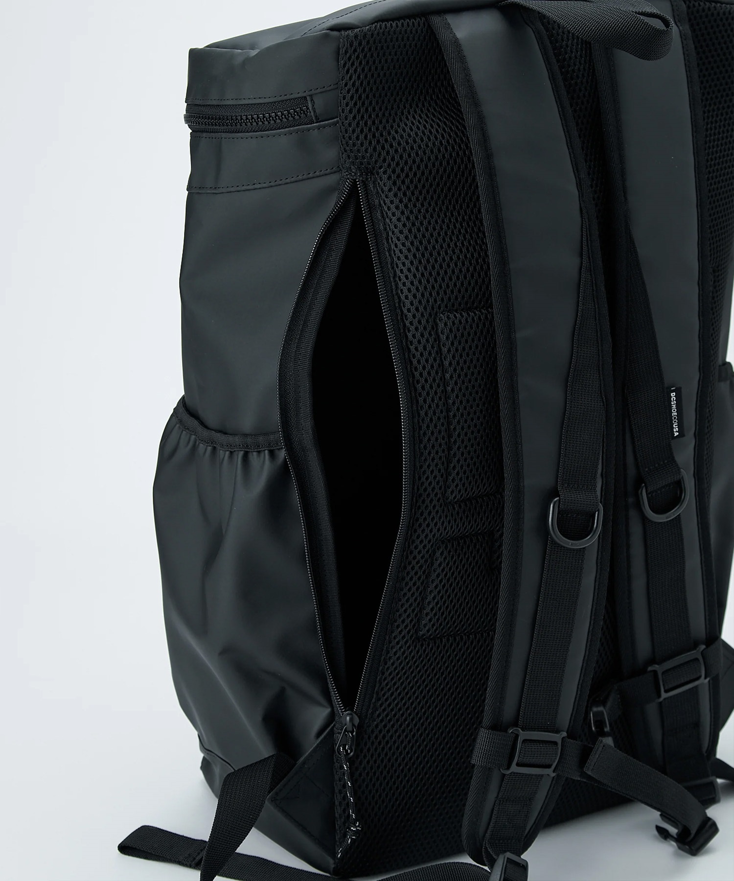 DC ディーシー バックパック リュック 30L 26 QUONSETT DBP261210