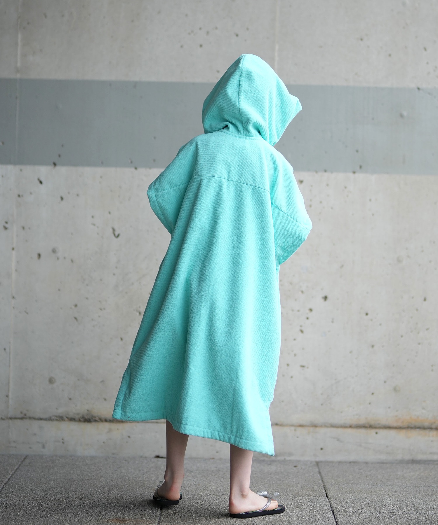 NIKE フード付きポンチョ NIKE ナイキ お着替えポンチョ キッズ ジュニア 子供 タオル フード