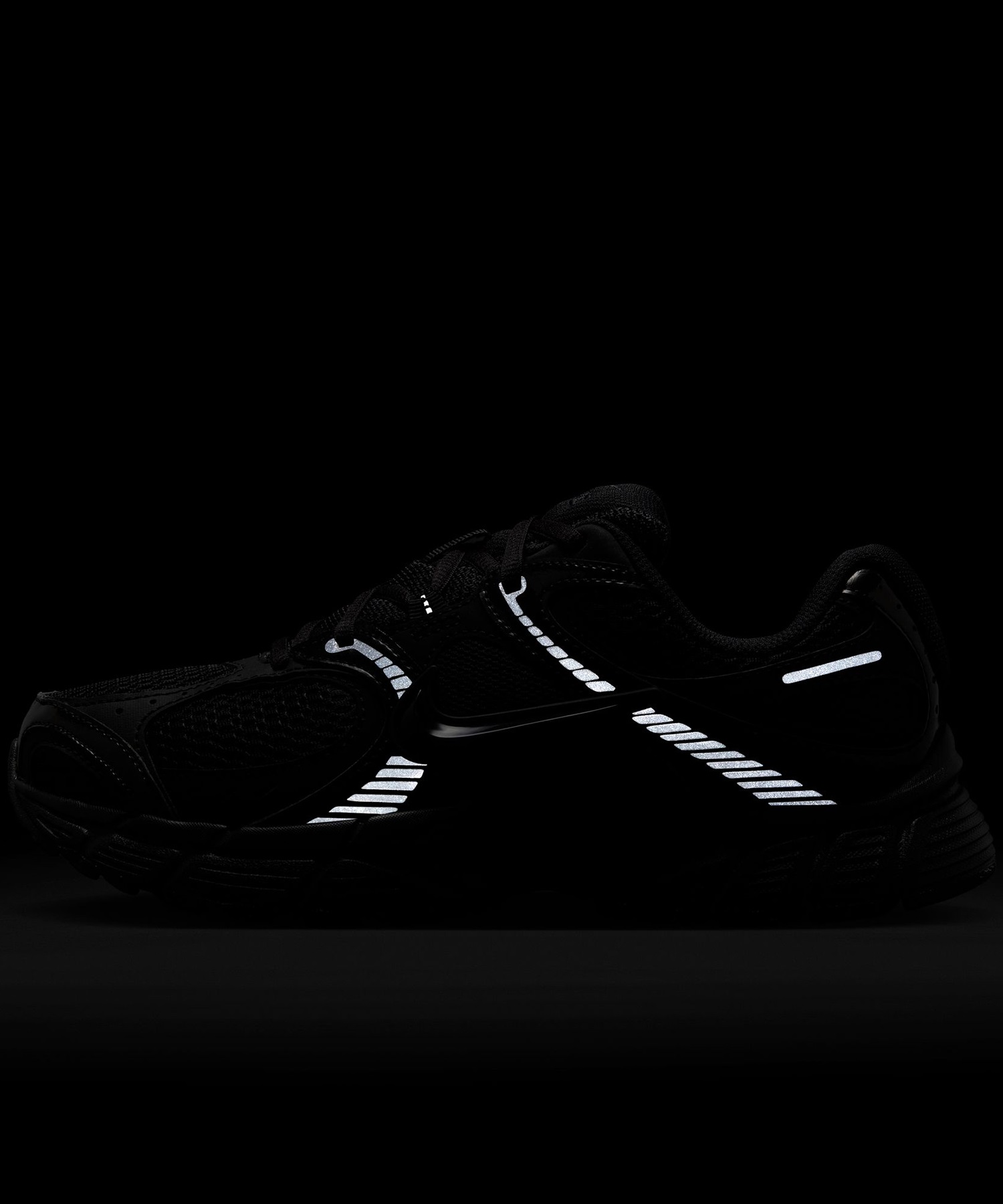 NIKE ナイキ スニーカー レディース ランニング WS V5 RNR HQ7901-001