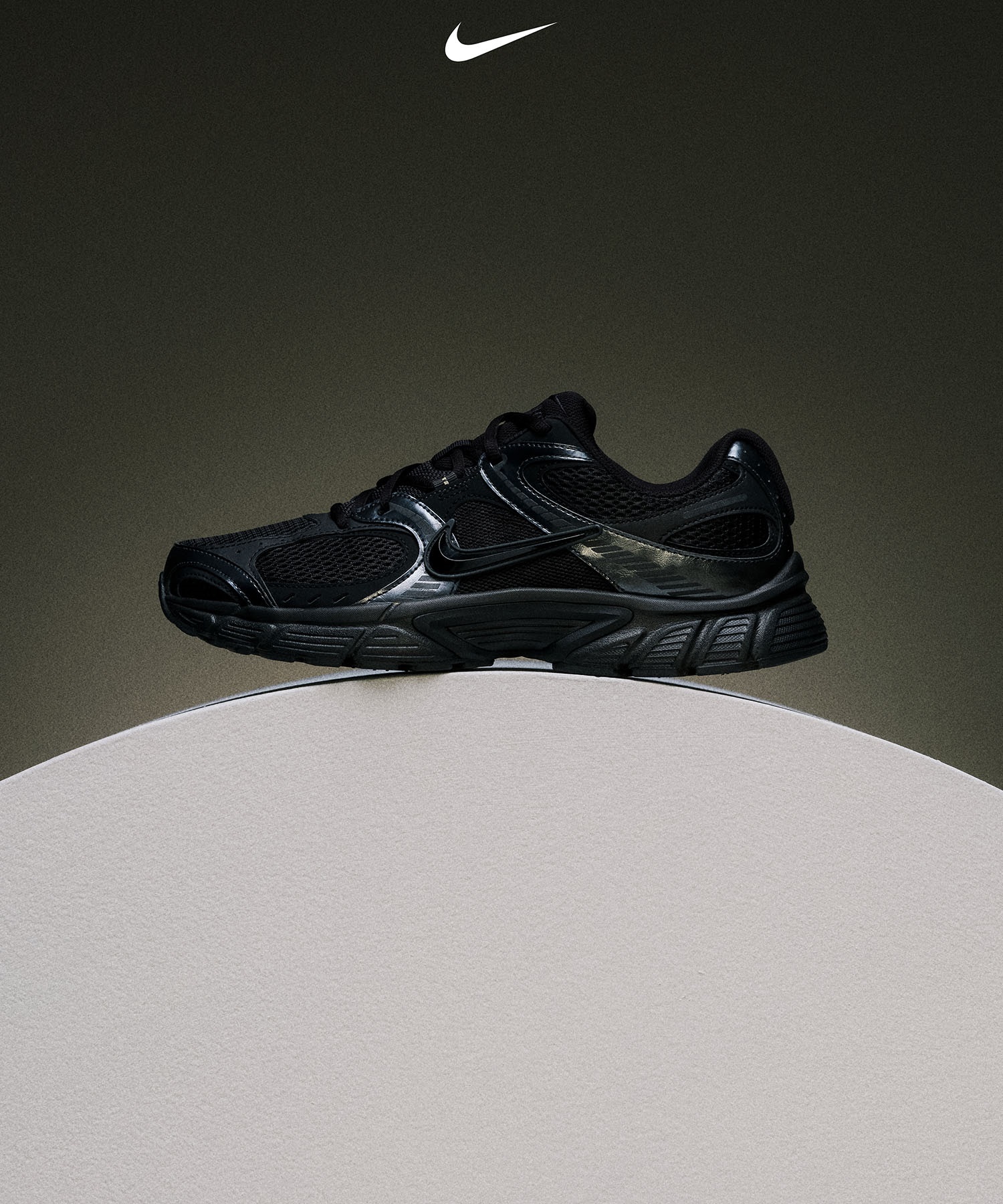 NIKE ナイキ スニーカー レディース ランニング WS V5 RNR HQ7901-001