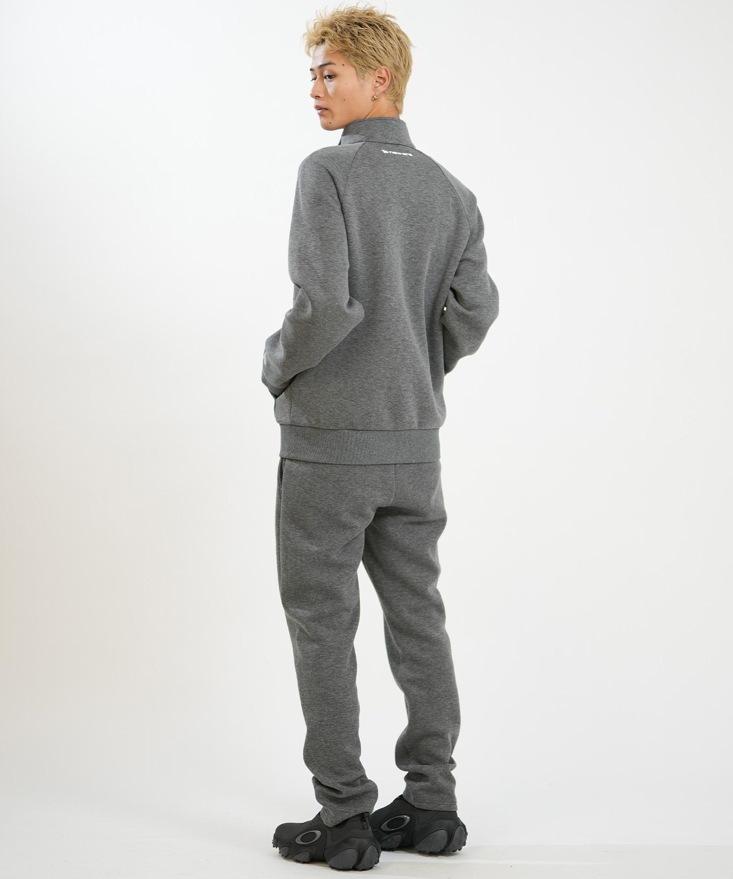 90clothingグレー スウェット Lサイズ 手の形hanes製 NEW ERA ニューエラ ハーフジップ パーカー メンズ ハーフジップ GF