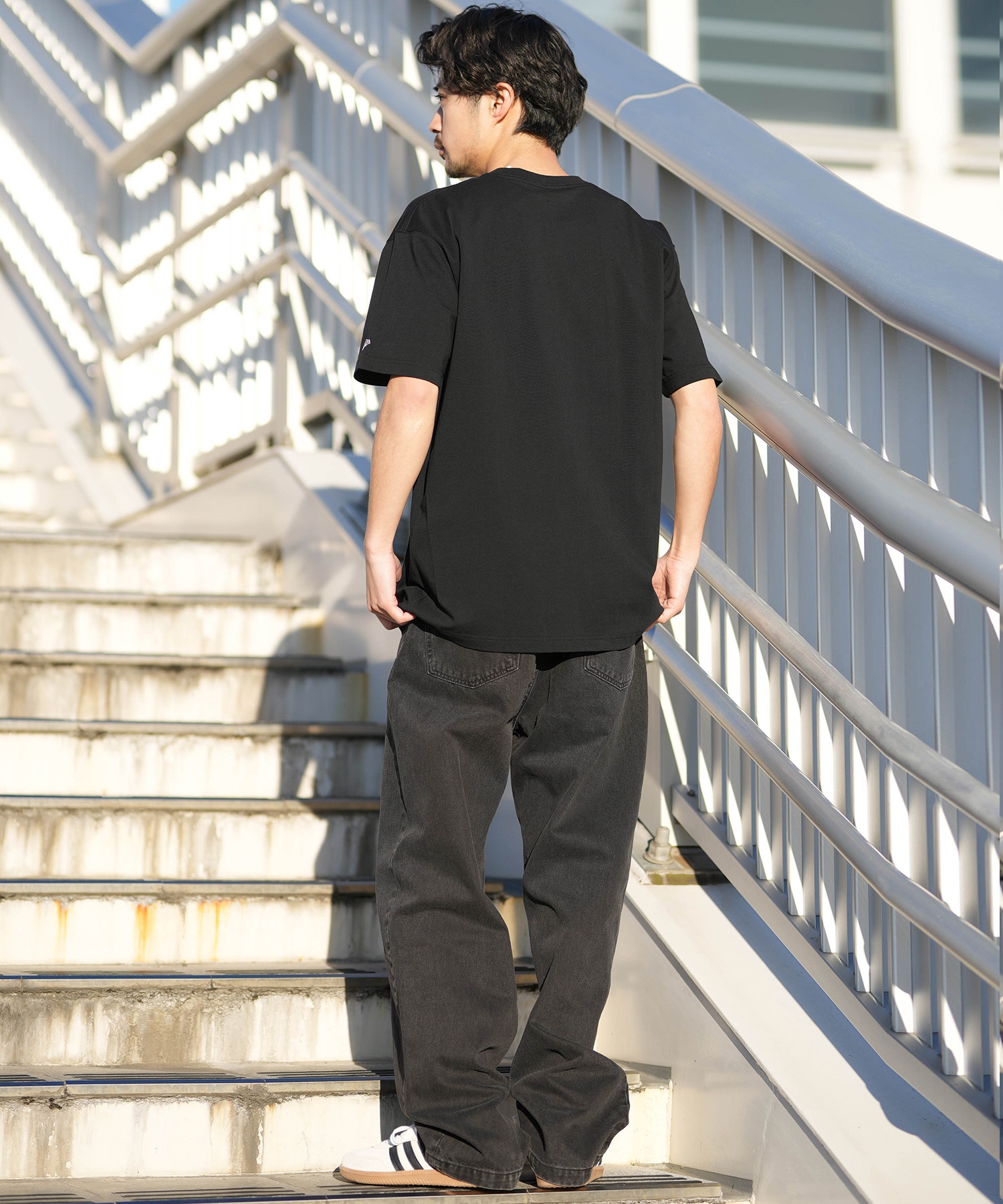 NEW ERA ニューエラ 半袖 Tシャツ メンズ Oriental Paisley ボックス