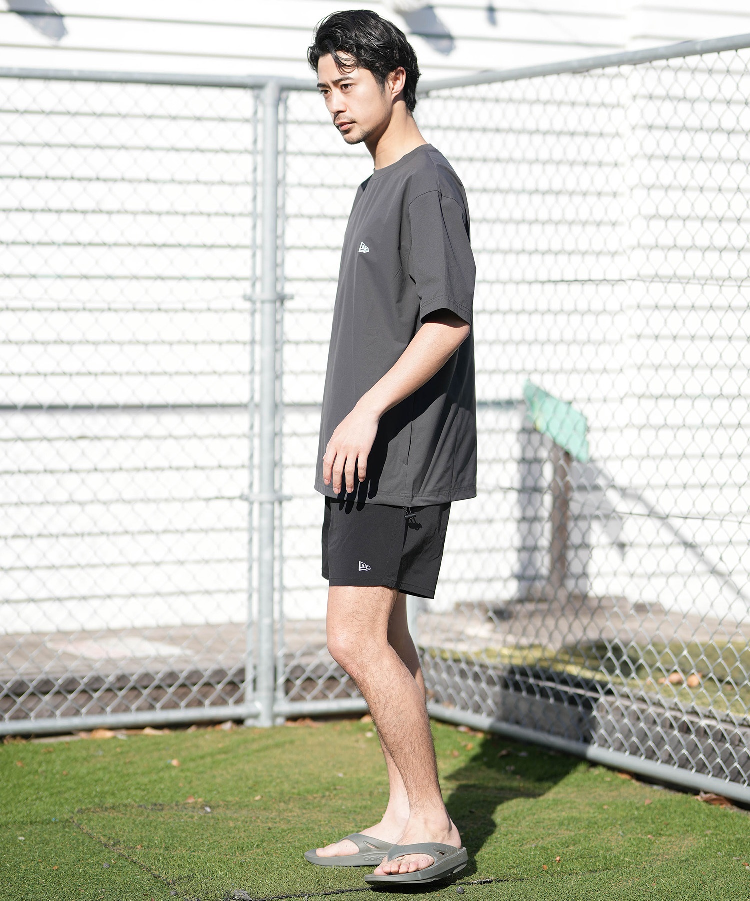 NEW ERA ニューエラ 水着 ラッシュガード 半袖 Tシャツ メンズ UVカット 撥水 ストレッチ 耐塩素 水陸両用 14774251(GRY-M)