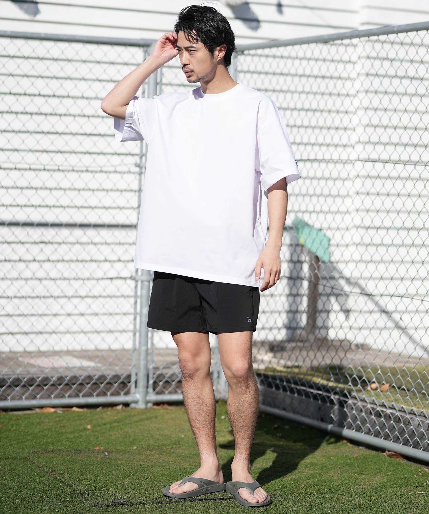 NEW ERA ニューエラ 水着 ラッシュガード 半袖 Tシャツ メンズ UVカット 吸水速乾 耐塩素 耐海水 水陸両用 14774256(WHT-M)