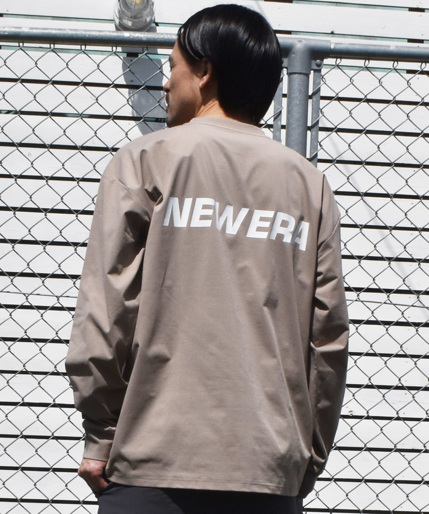 NEW ERA ニューエラ 水着 ラッシュガード 半袖 Tシャツ メンズ バック