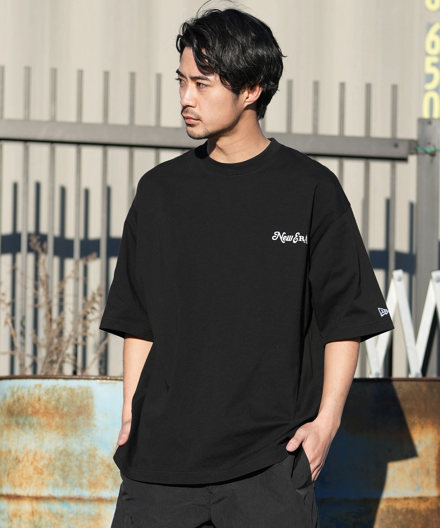 新品未使用AMICAブラック 半袖 パフスリーブ She's Closet tシャツ パフスリーブ半袖切替ボリュームフレアペプラム