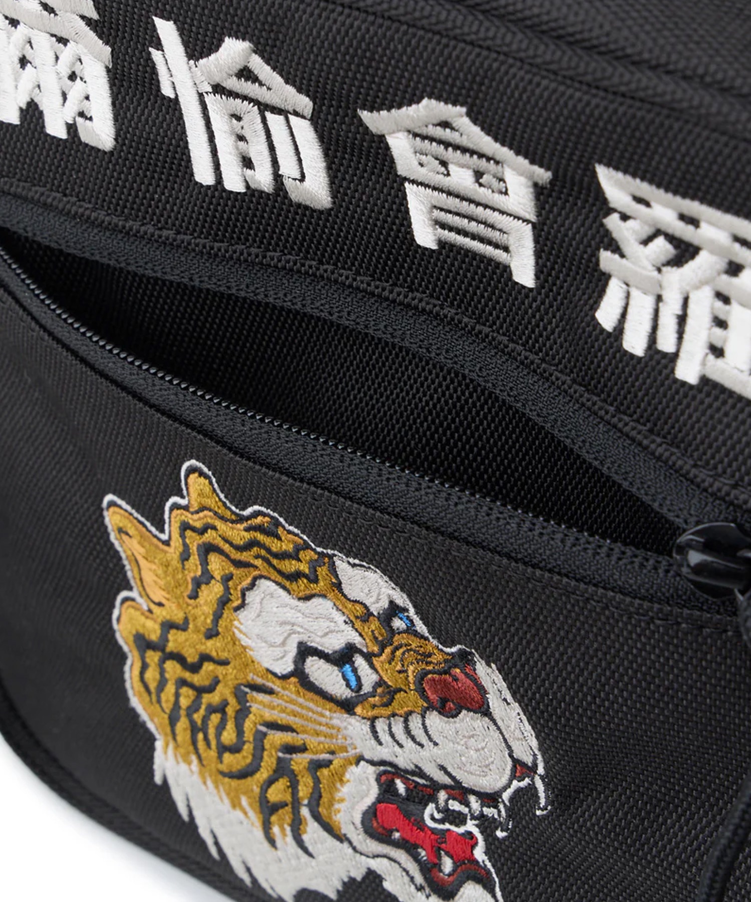 NEW ERA ニューエラ ショルダーバッグ スクエア ショルダーポーチ 1.5L