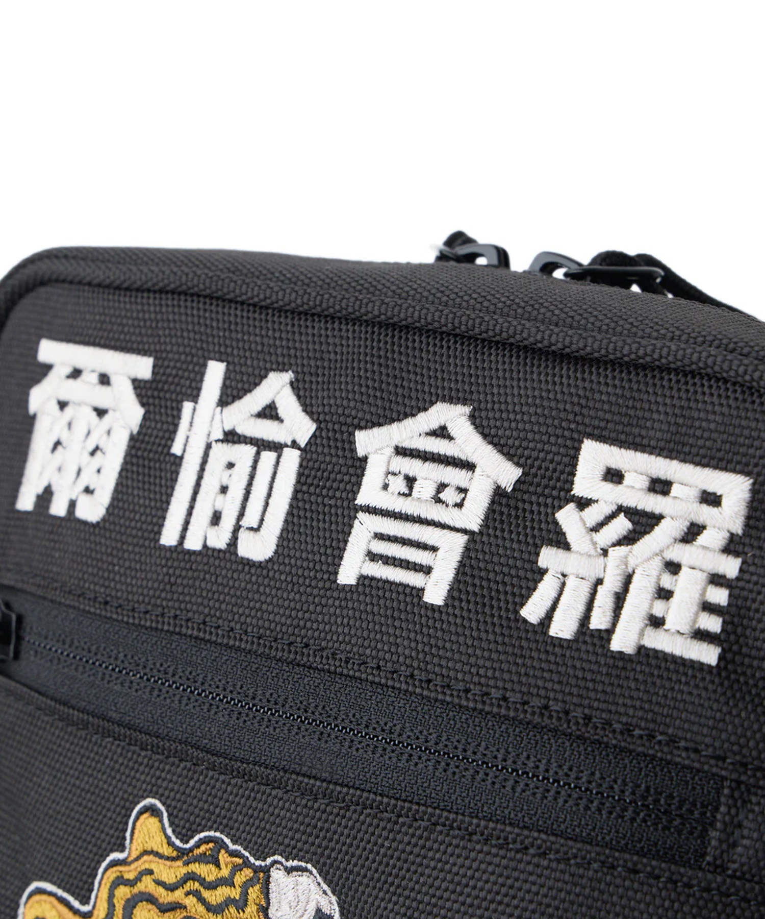 NEW ERA ニューエラ ショルダーバッグ スクエア ショルダーポーチ 1.5L