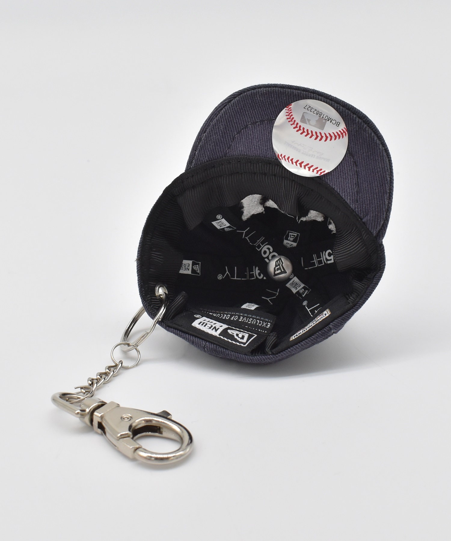 NEW ERA ニューエラ キーホルダー ニューヨーク・ヤンキース ムラサキ
