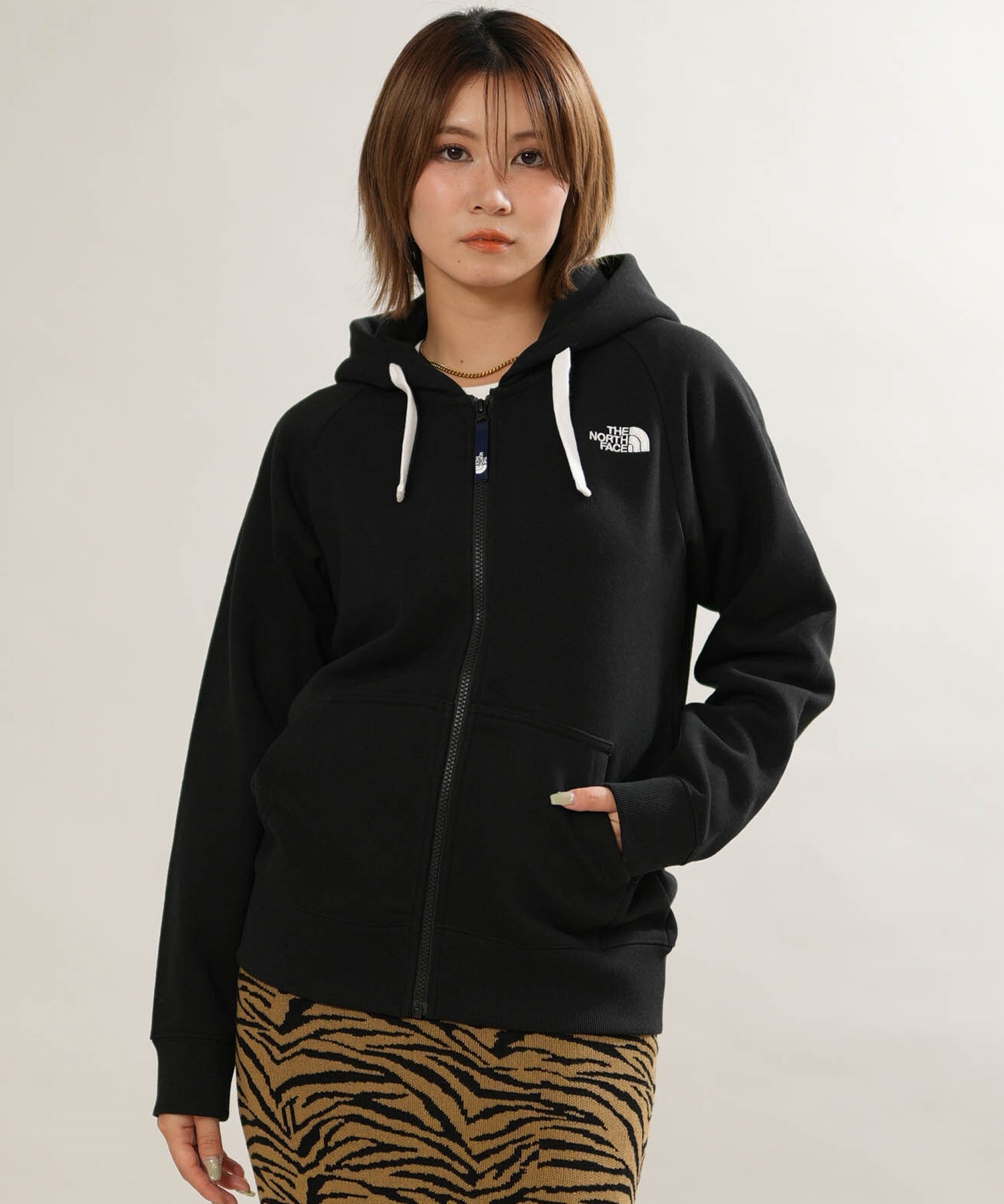 THE NORTH FACE ザ・ノース・フェイス ジップアップ パーカー THE NORTH FACE ザ・ノース・フェイス ジップアップ パーカー