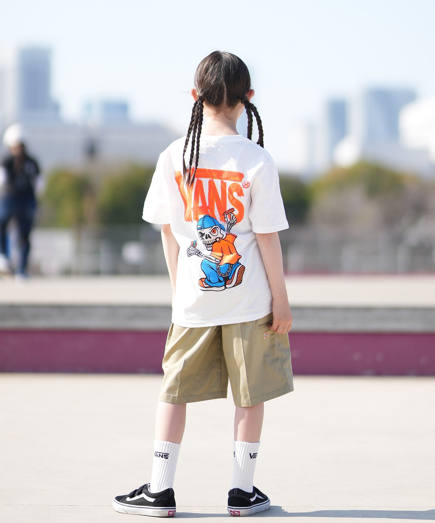 VANS バンズ 半袖 Tシャツ キッズ ジュニア 子供 バックプリント 