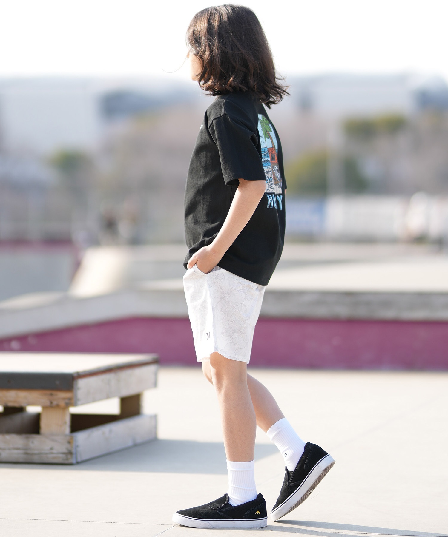 Hurley ハーレー 半袖 Tシャツ キッズ ジュニア 子供 SUNNY CAMP
