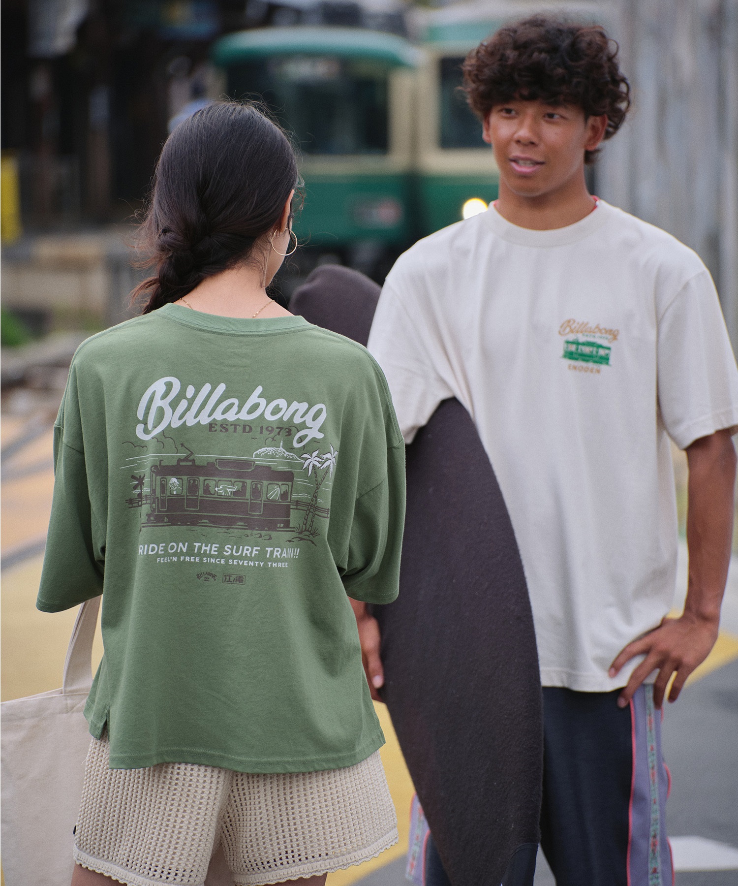 BILLABONG ビラボン × 江ノ電 コラボ 半袖 Tシャツ メンズ ロゴ バックプリント BG012214(CRM-M)