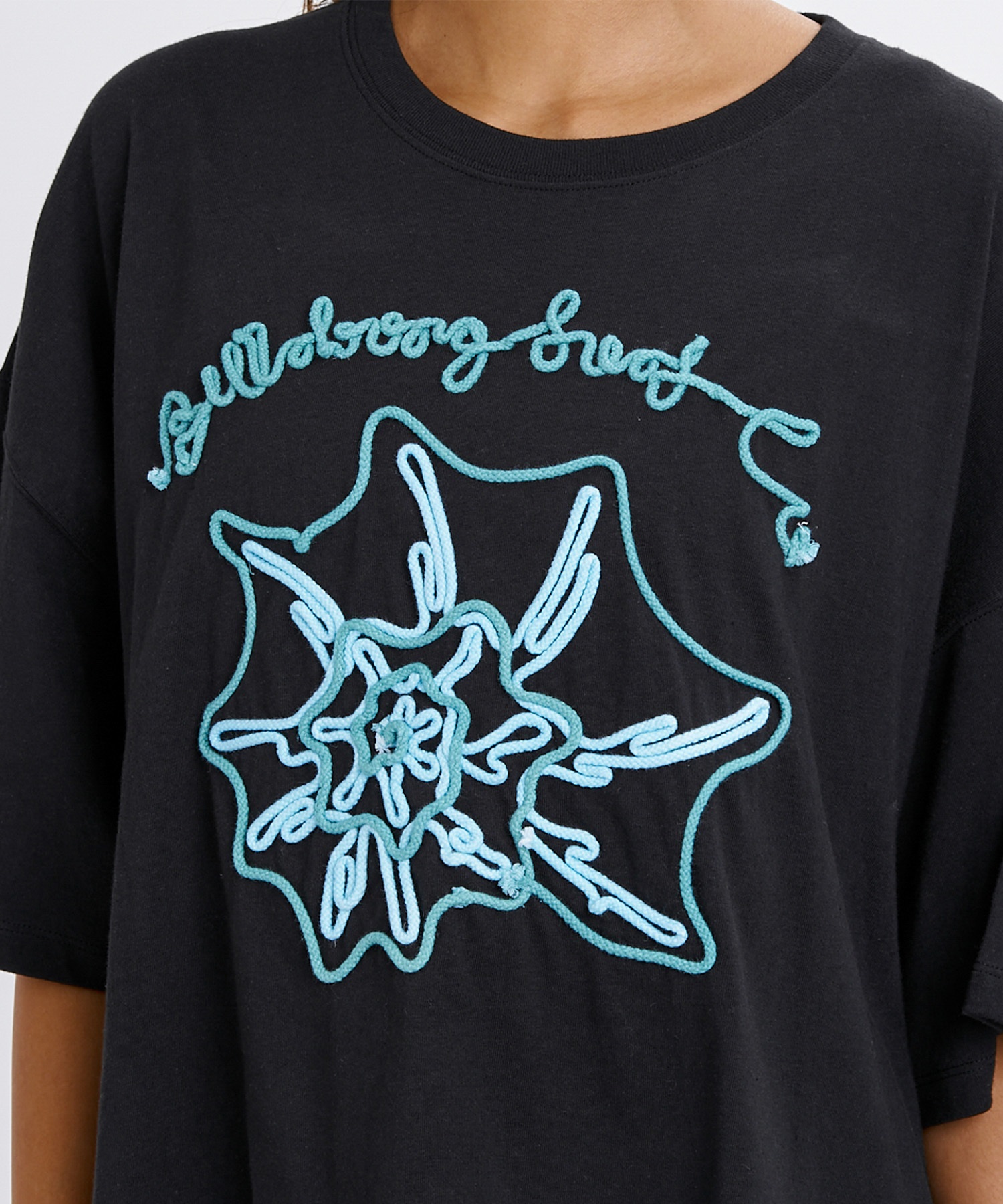 BILLABONG ビラボン 半袖 Tシャツ レディース コード刺繍 ショート丈 BG013210(SCS-M)