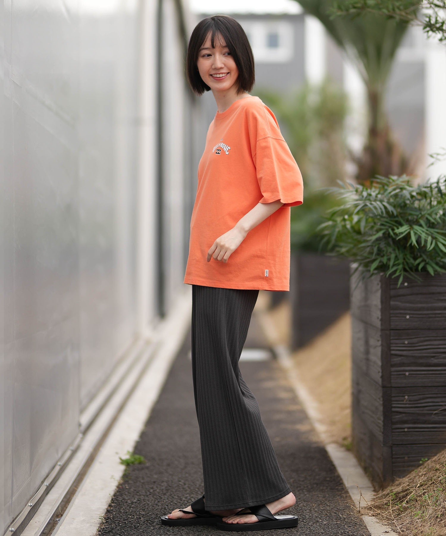 BILLABONG ビラボン 半袖 Tシャツ レディース バックプリント MESSAGE ARCH MEDIUM LOOSE BG013211(OCS-M)