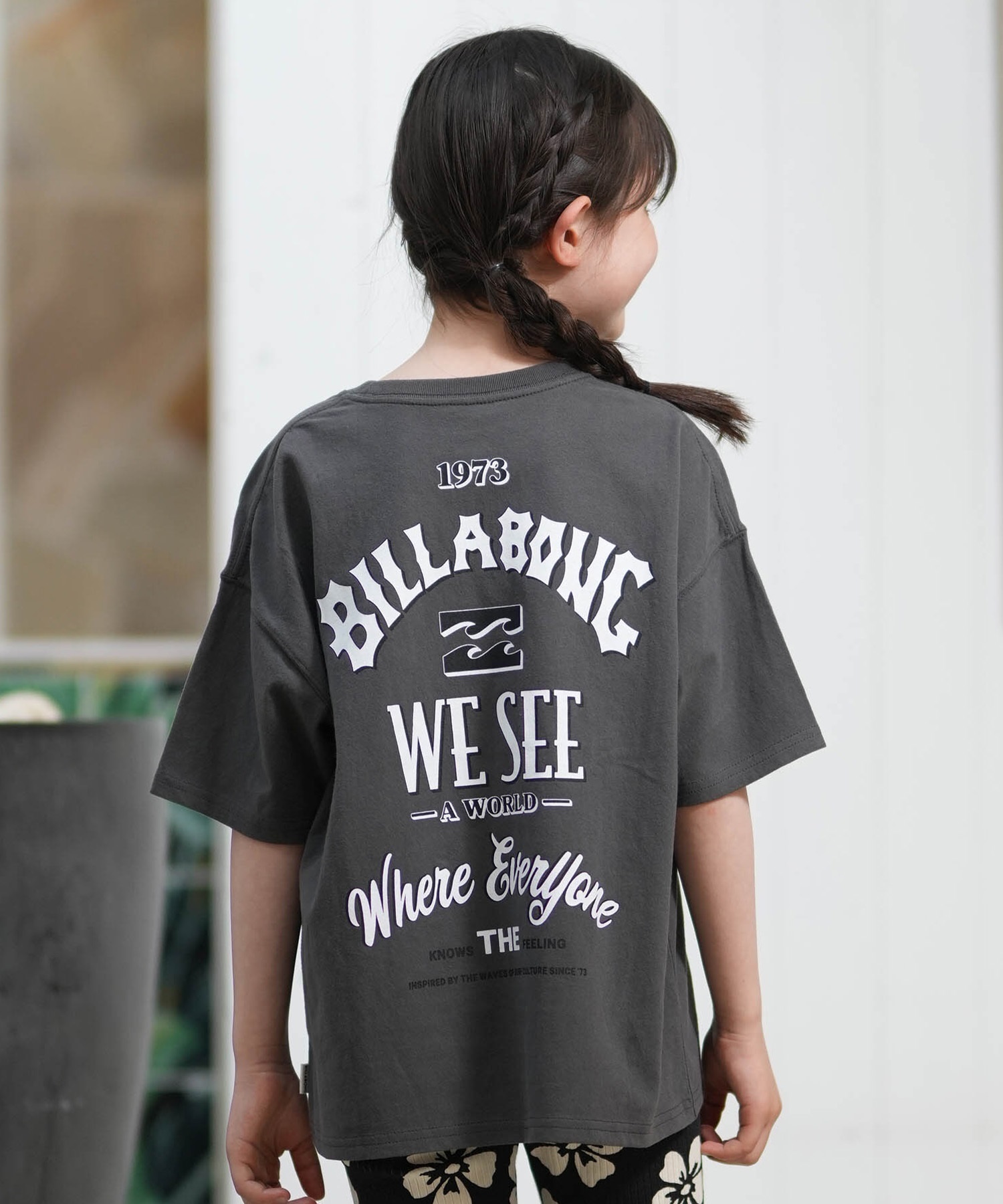 BILLABONG ビラボン 半袖 Tシャツ キッズ ジュニア 子供 バックプリント MESSAGE ARCH BG015251(OFB-130cm)