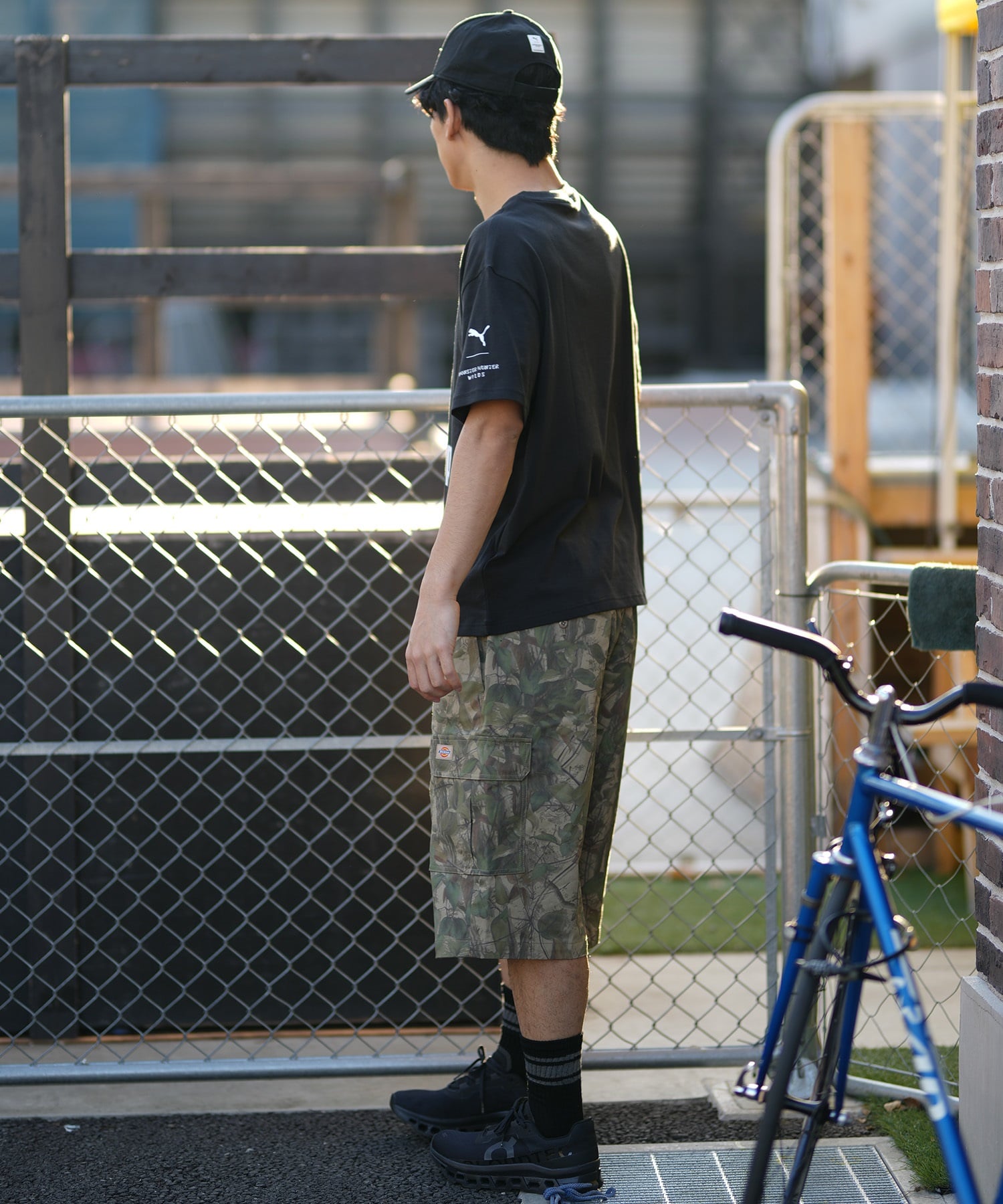 PUMA プーマ 半袖 Tシャツ メンズ モンスターハンターワイルズ コラボレーション 636486(01-M)