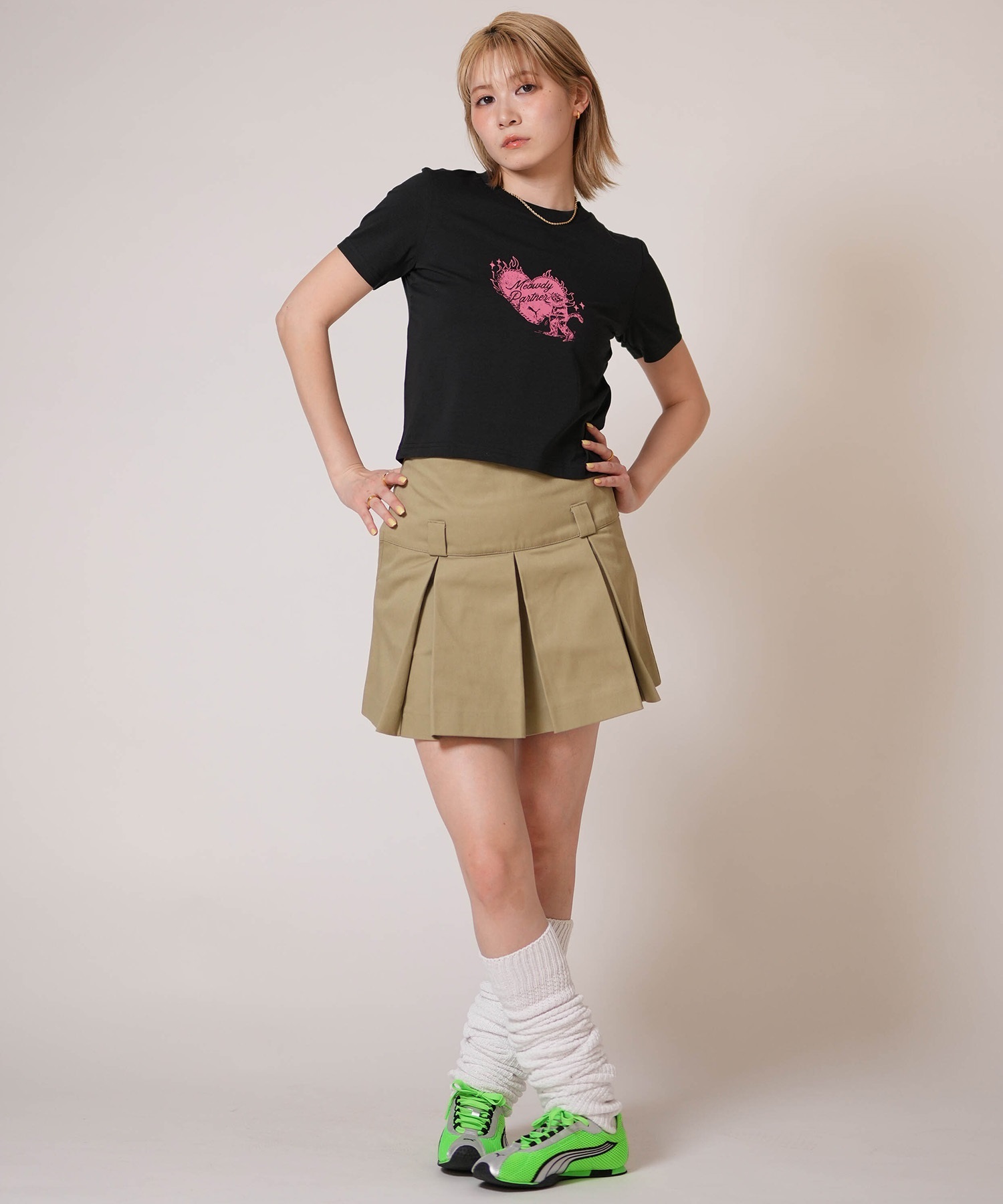 PUMA プーマ 半袖 Tシャツ レディース クロップド丈 ショート丈