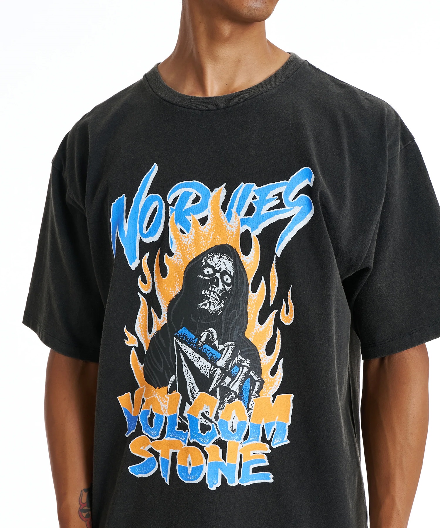 VOLCOM ボルコム 半袖 Tシャツ メンズ BURNING SKULL Tシャツ