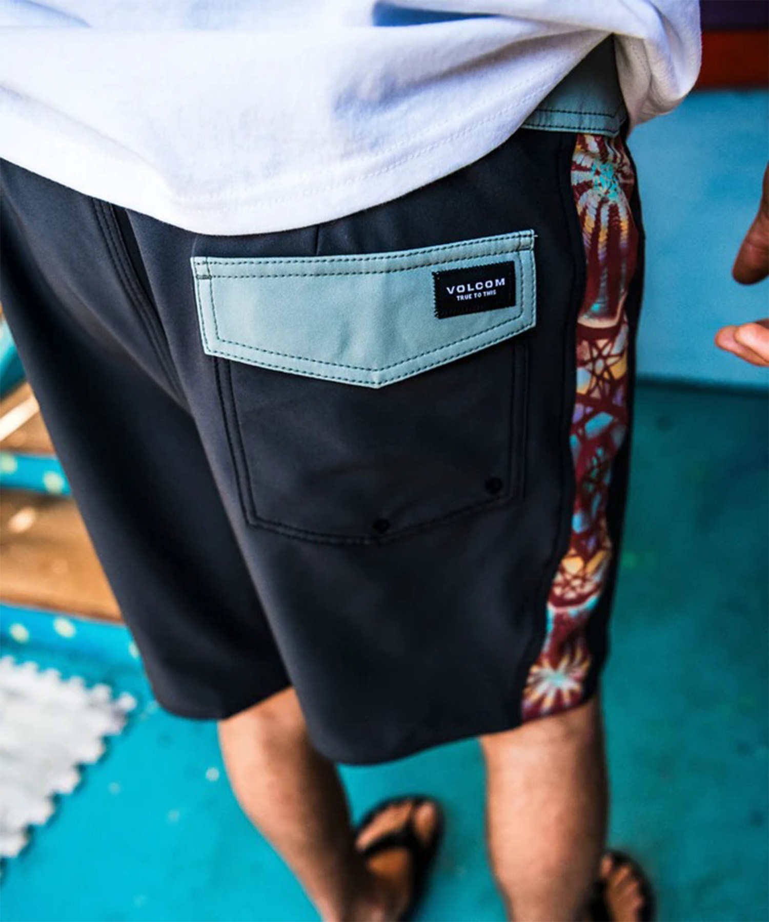 VOLCOM ボルコム 水着 海パン トランクス サーフパンツ メンズ 水陸