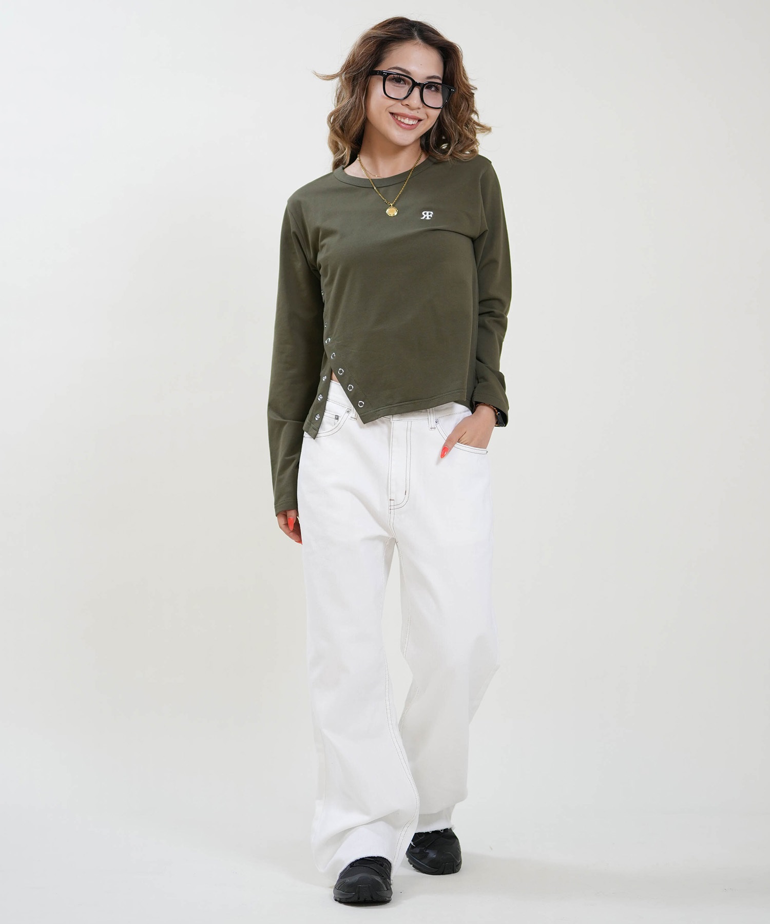 RIKKA FEMME リッカファム 長袖 Tシャツ ロンT レディース ワンポイント ロゴ リングドットボタン RF6F-2201(BLK-SM)