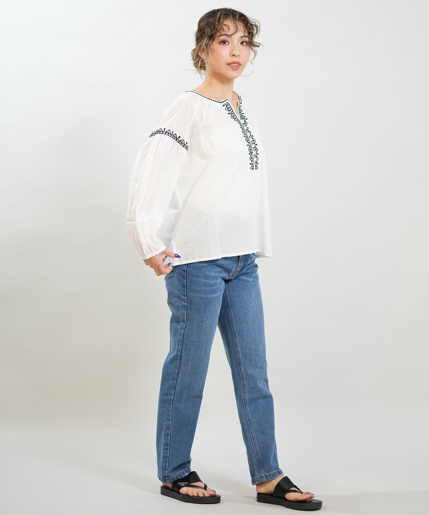 RIKKA FEMME リッカファム 長袖 シャツ レディース ブラウス 刺繍 キーネック RF6S-2601(WHT-FREE)