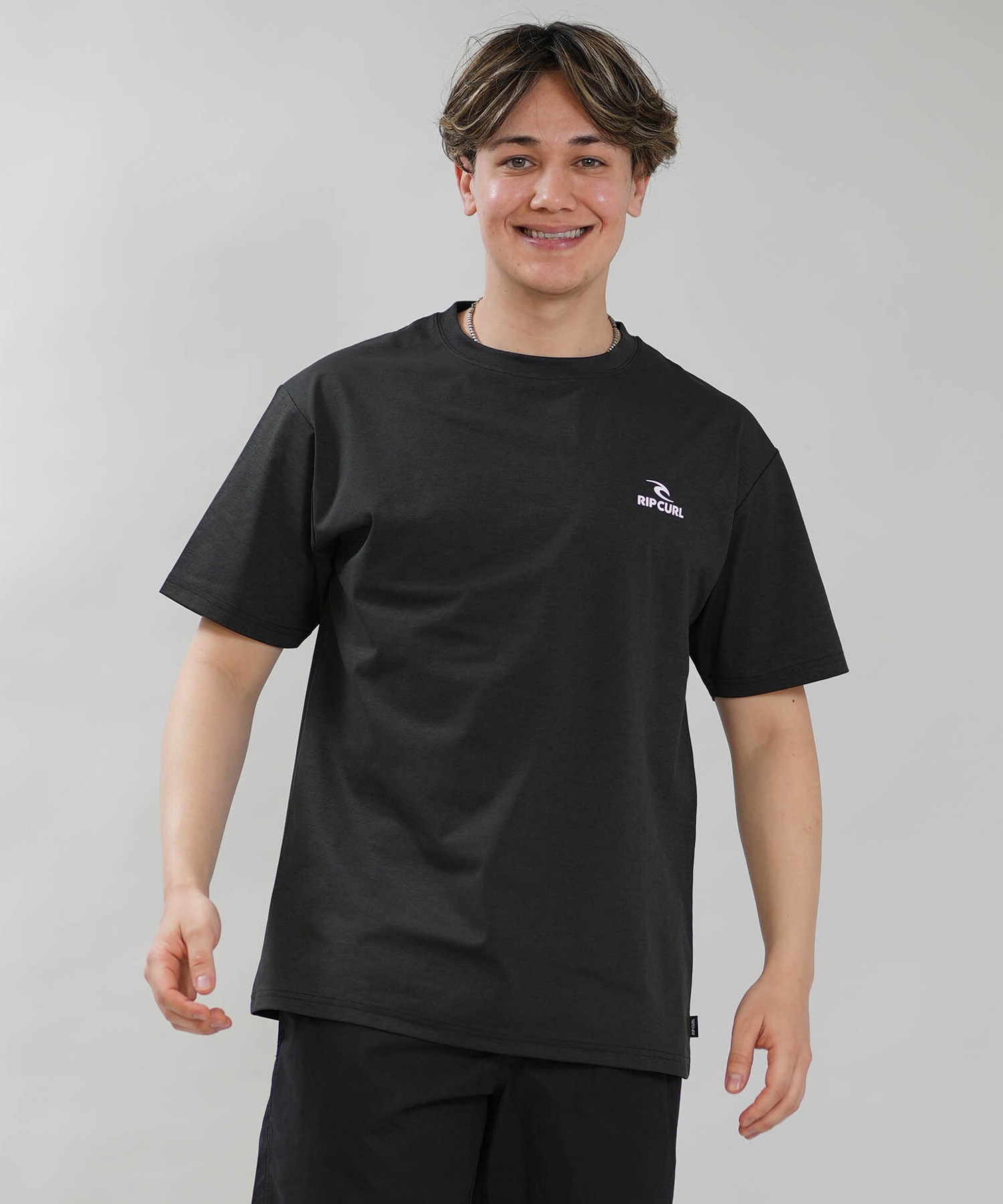 RIP CURL リップカール 半袖 Tシャツ メンズ UVカット STICKER ICON RASH RCM6S-4306(BLK-M)