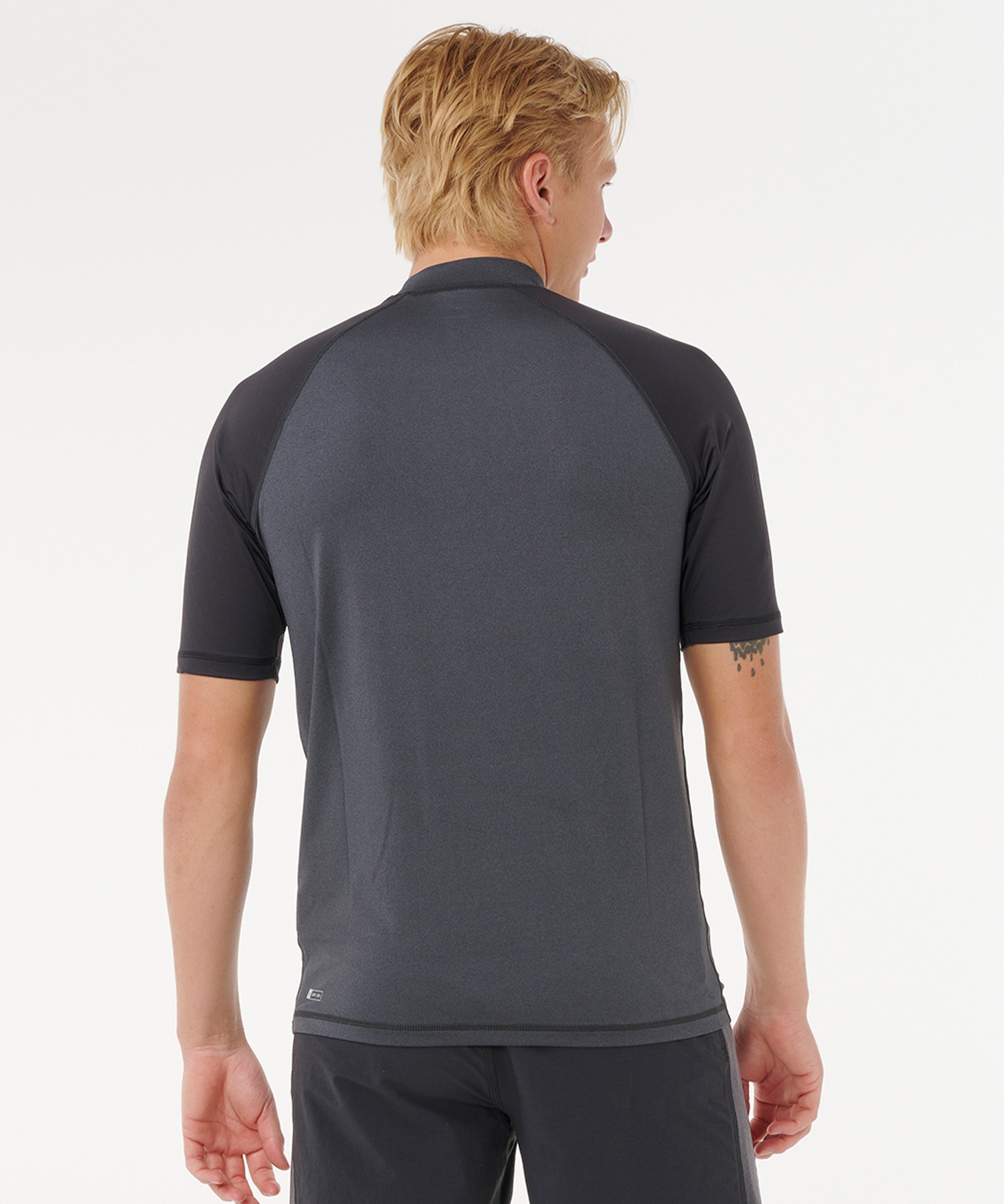 RIP CURL リップカール 半袖 ラッシュガード メンズ UVカット SHOCK