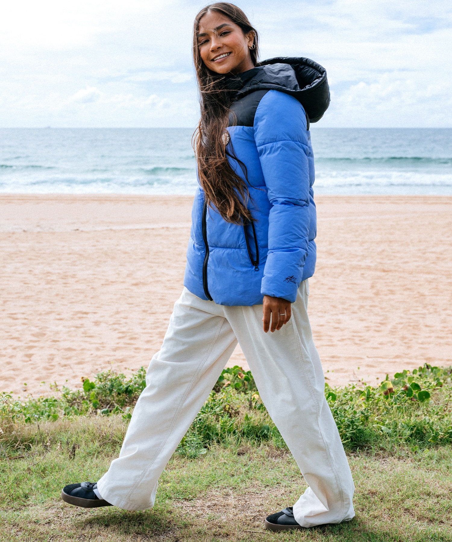 【美品】ラバーロンスプ　レディース RIP CURL リップカール ロングパンツ レディース ワンポイント ロゴ