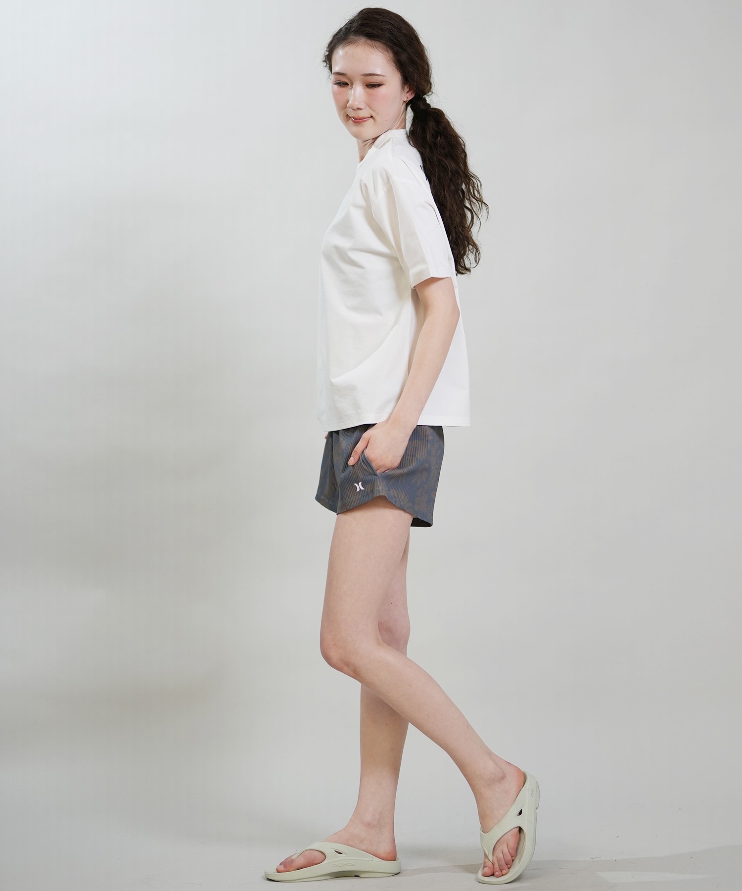 RIP CURL リップカール 水着 ラッシュガード 半袖 Tシャツ レディース 水陸両用 BOXY WIDE FIT TEE UVケアラッシュガード RCL6S-4306(WHT-M)