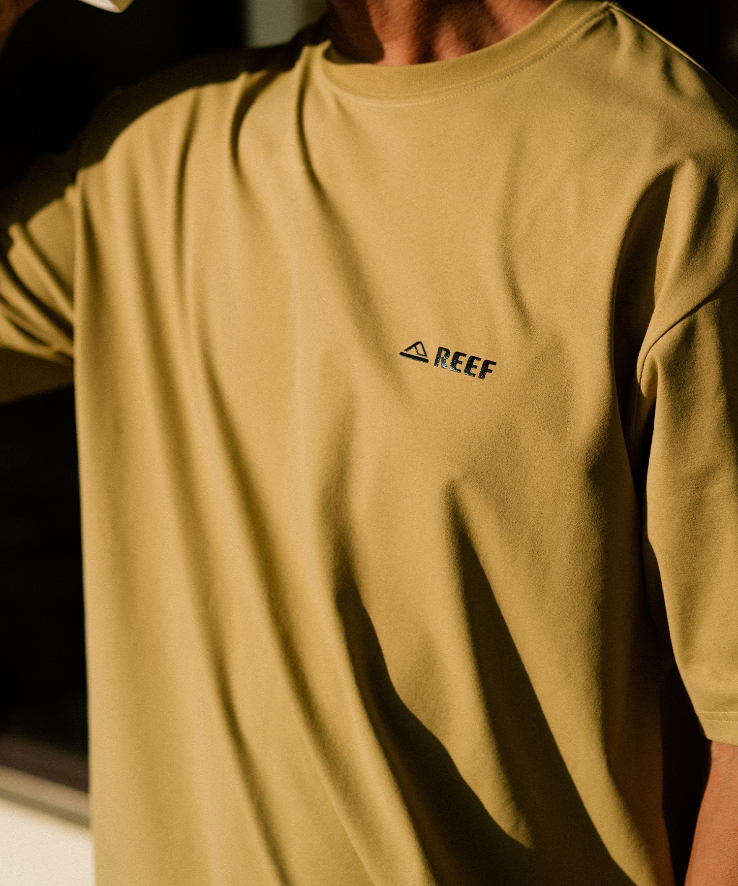 REEF リーフ 水着 ラッシュガード 半袖 Tシャツ メンズ 水陸両用
