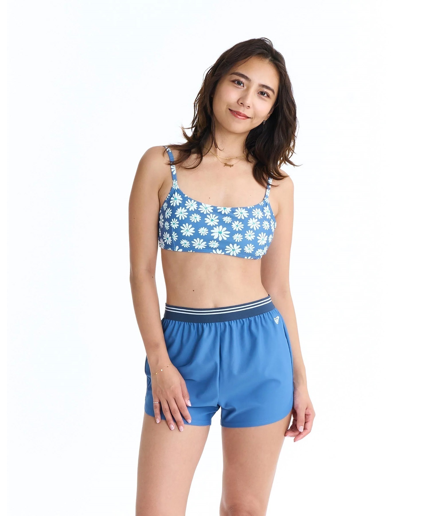 ROXY ラッシュガード 水着 ビキニ ホワイト/ブルー　新品未使用 ROXY ロキシー 水着 4点セット ビキニ レディース 花柄 長袖ラッシュ