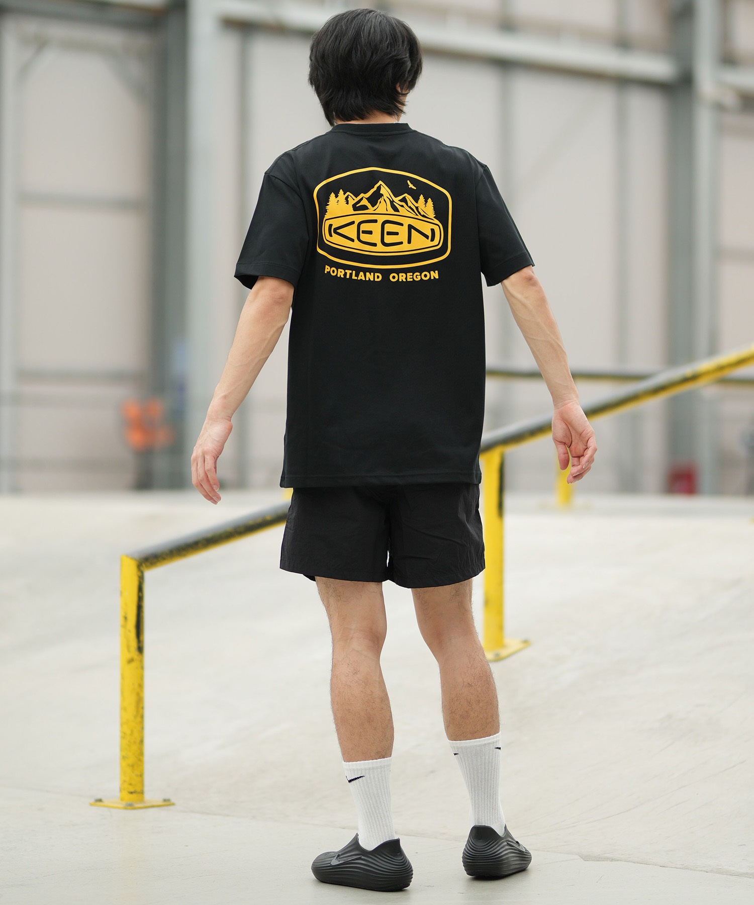 KEEN キーン 半袖 Tシャツ メンズ ロゴ バックプリント 吸汗速乾