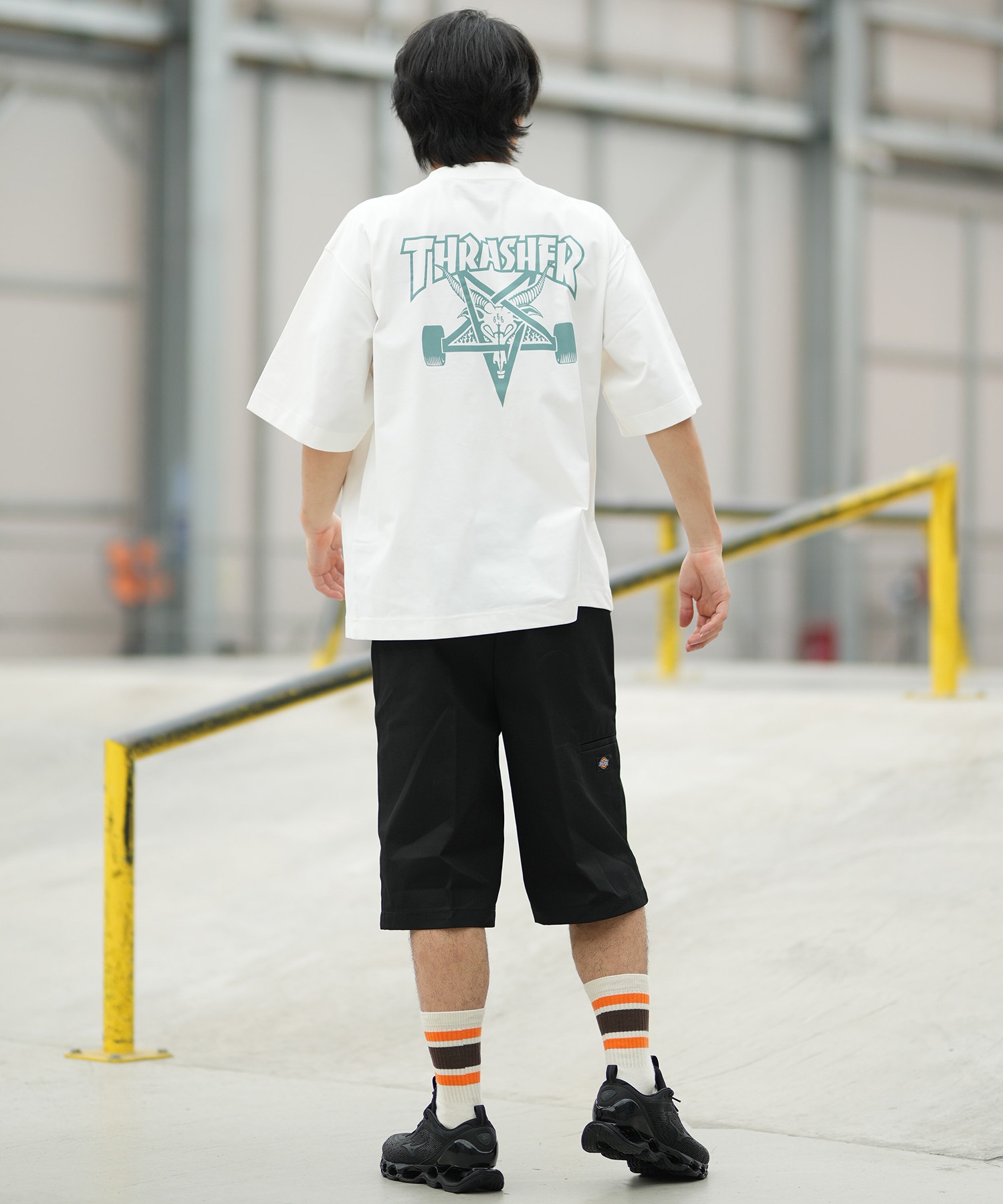 THRASHER スラッシャー 半袖 Tシャツ メンズ ポケT ロゴ バック
