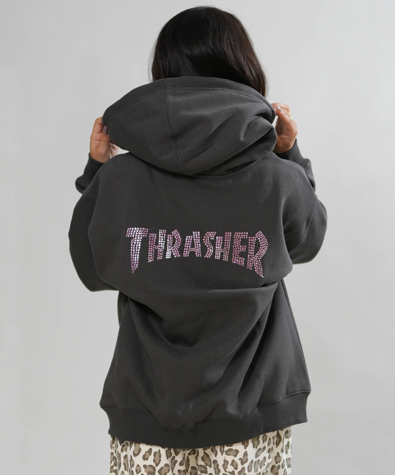 THRASHER スラッシャー ジップアップ パーカー フーディー レディース