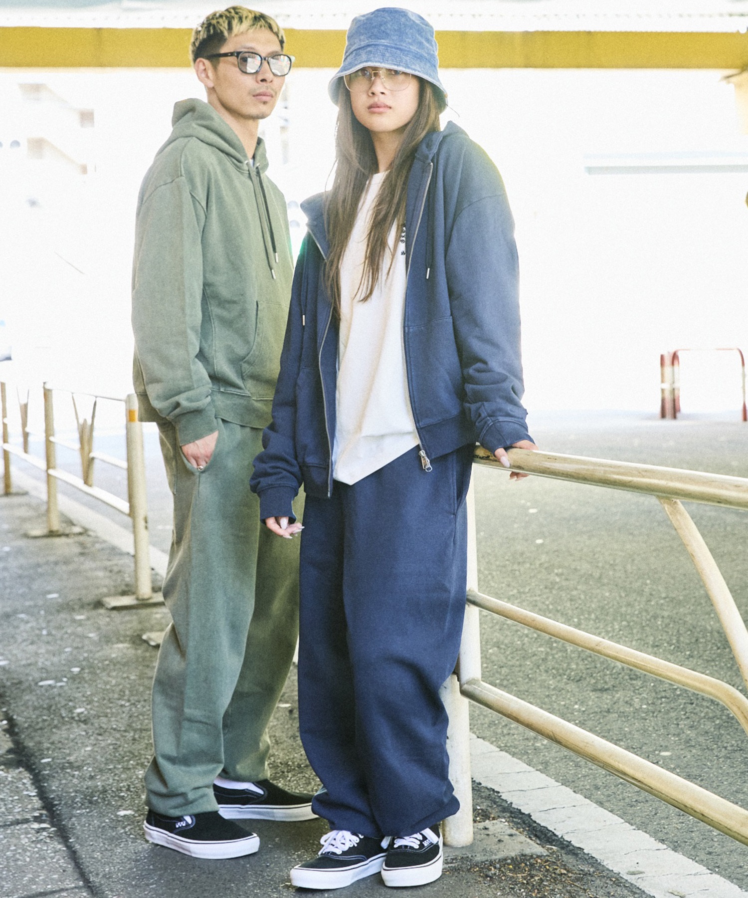 DEAR LAUREL ディアローレル ジップアップ パーカー フーディー メンズ ピグメント加工 無地 裏毛 セットアップ対応 DL26F-1202(BLK-M)