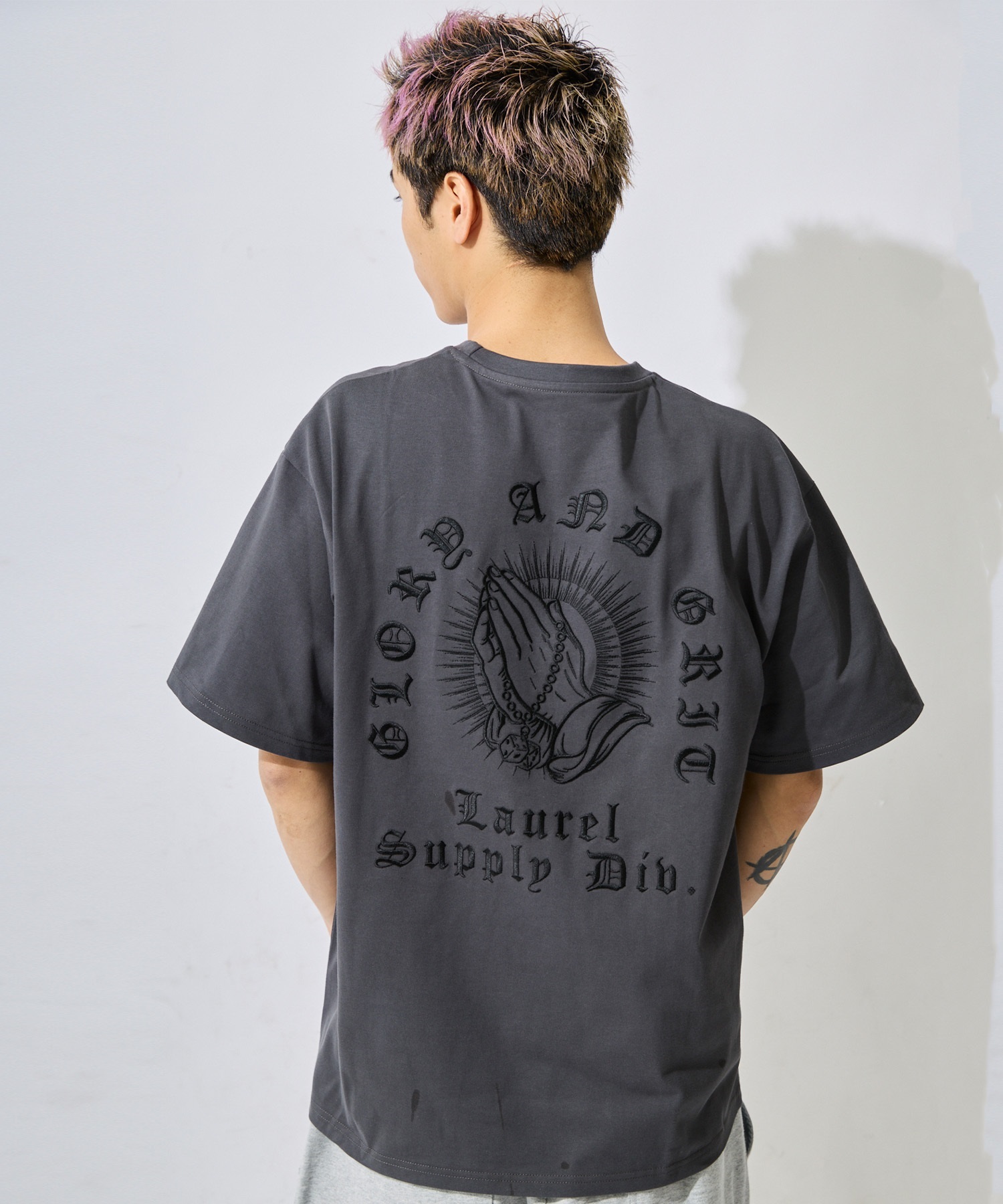 DEAR LAUREL ディアローレル 半袖 Tシャツ メンズ バックプリント LETTER SOUL PRAYING HAND DL26S-2104(WHT-M)