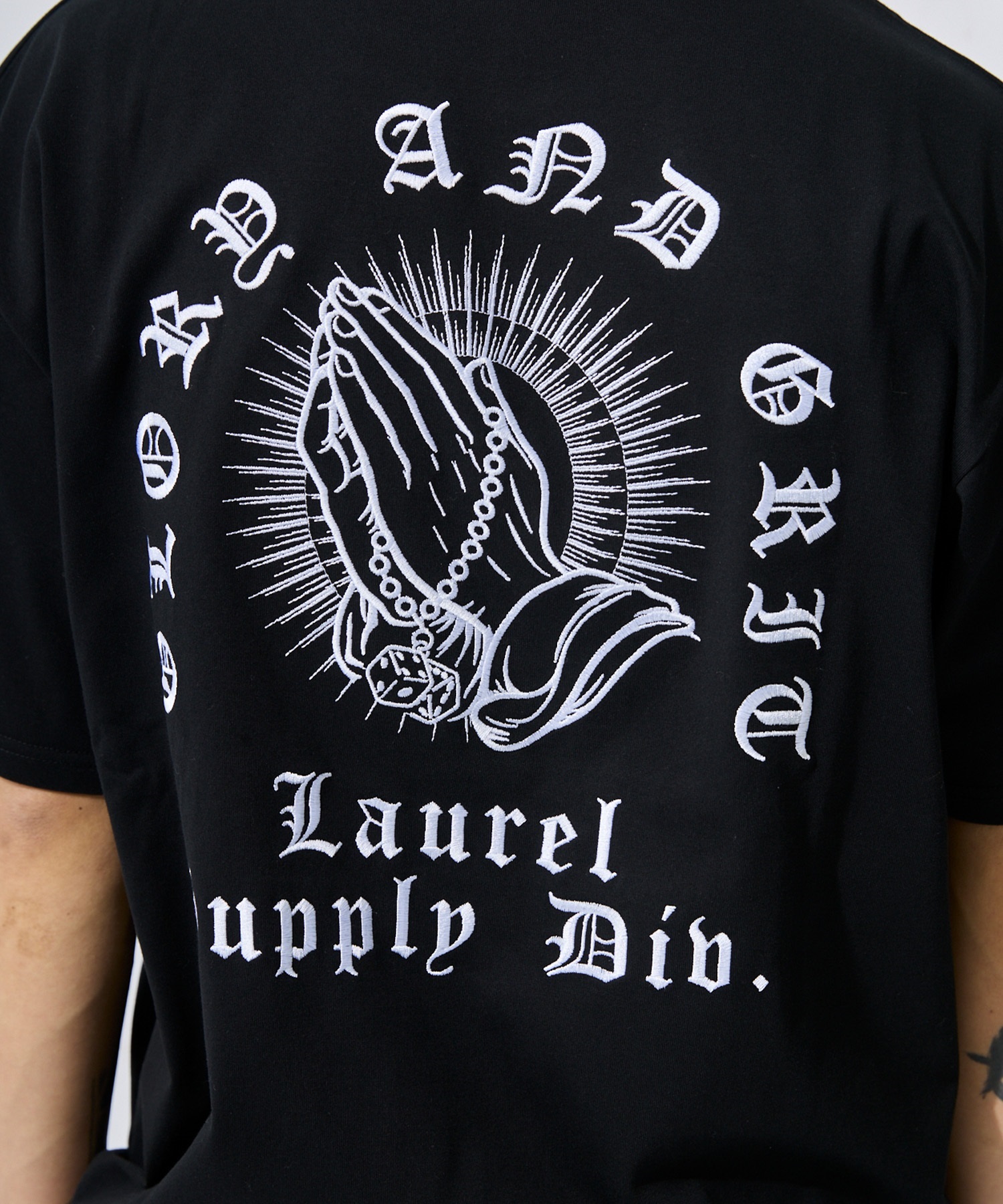 DEAR LAUREL ディアローレル 半袖 Tシャツ メンズ バックプリント LETTER SOUL PRAYING HAND DL26S-2104(WHT-M)
