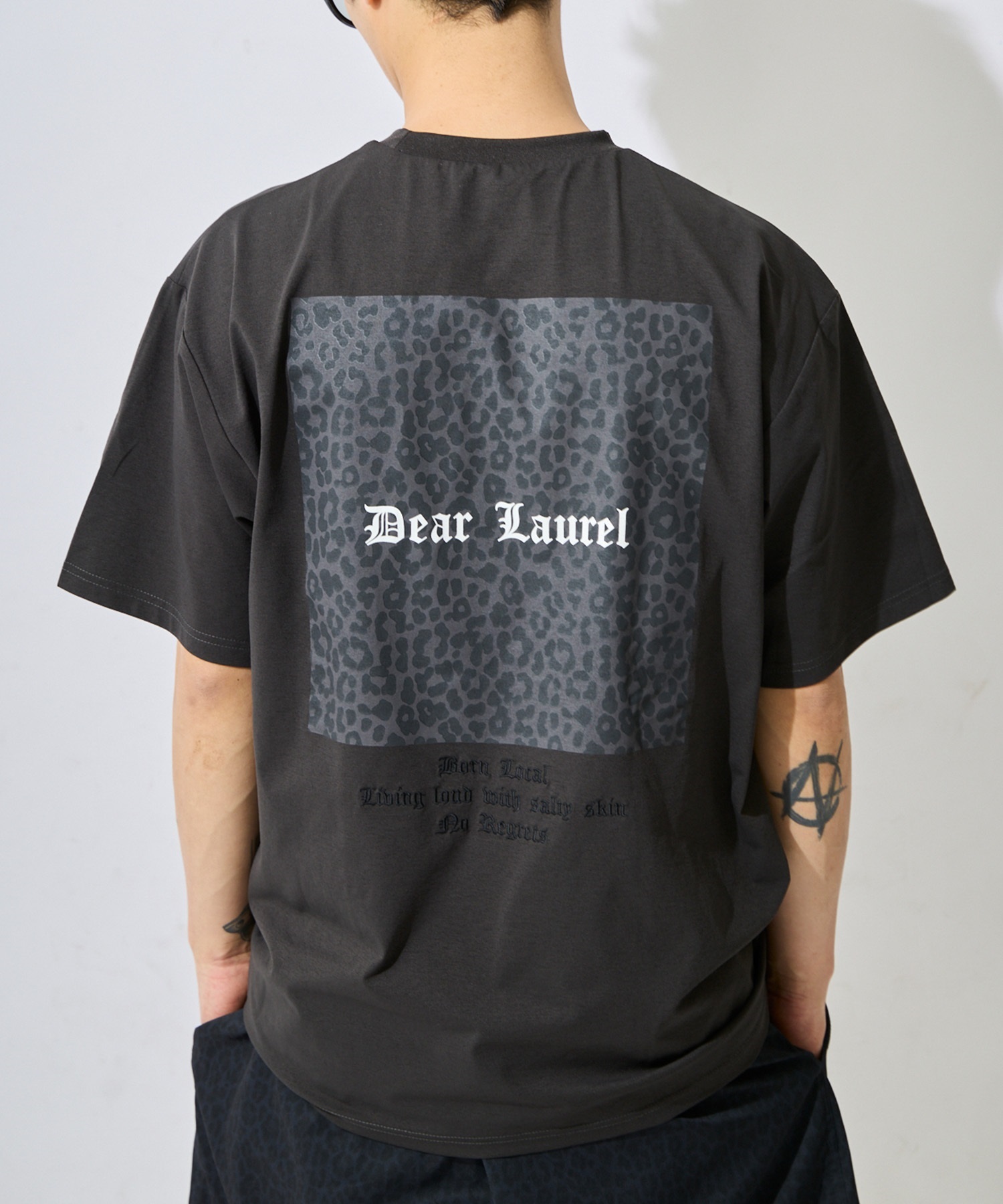 DEAR LAUREL ディアローレル 半袖 Tシャツ メンズ ロゴ レオパード柄