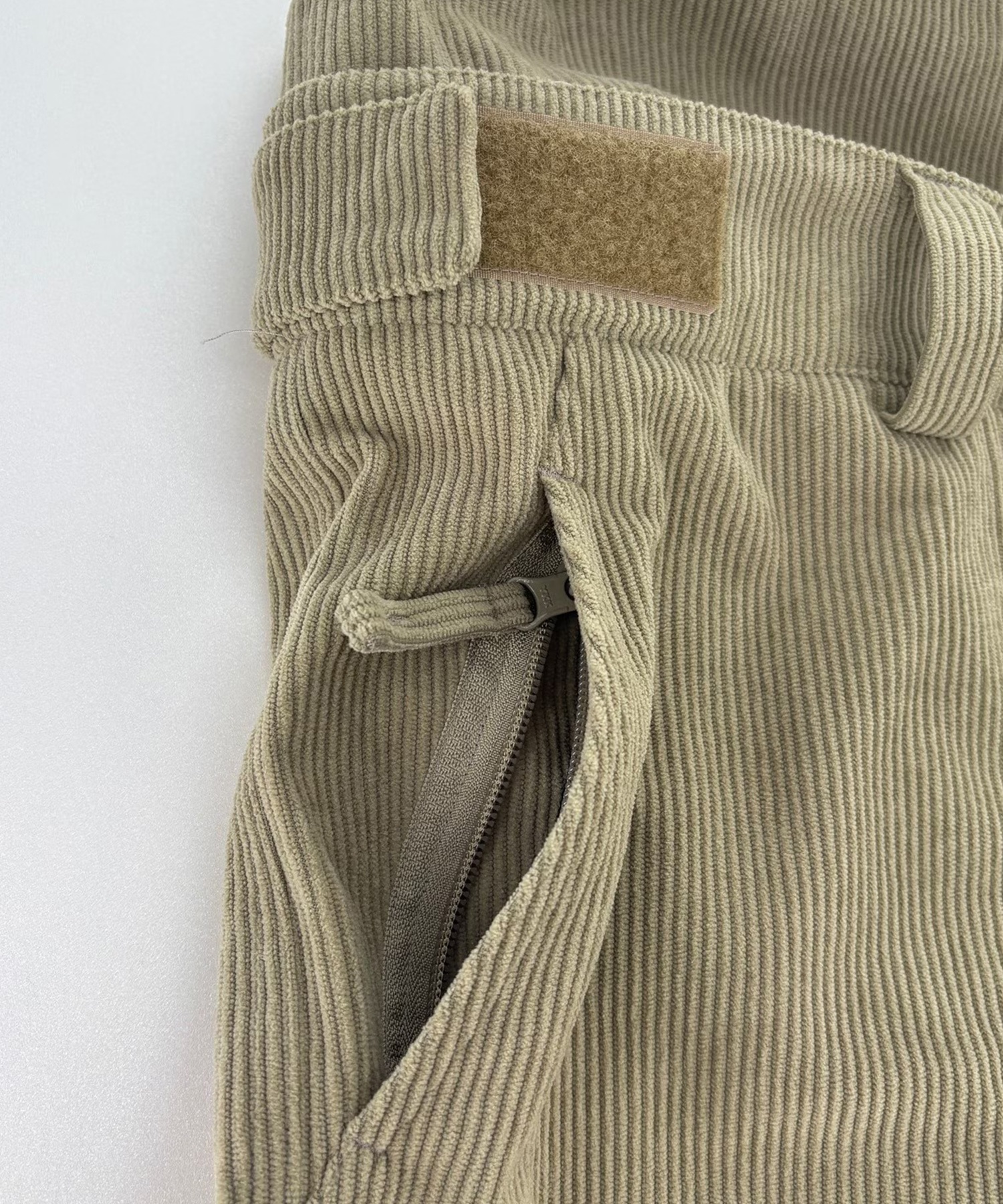 VESP ベスプ コーデュロイワイドジョガービブカーゴパンツ Corduroy