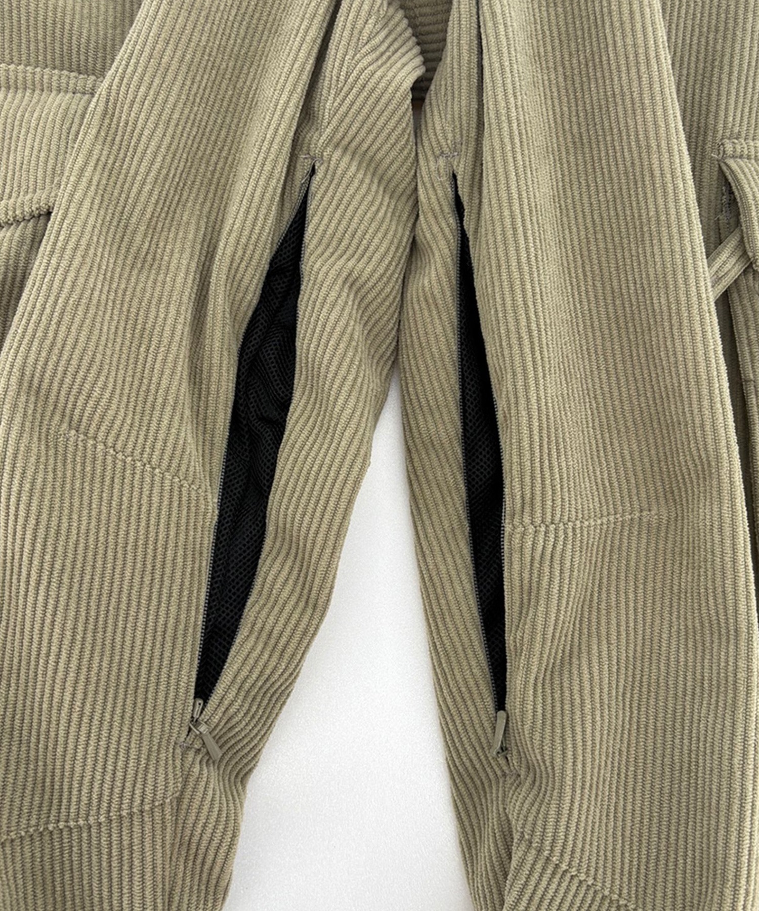 VESP ベスプ コーデュロイワイドジョガービブカーゴパンツ Corduroy