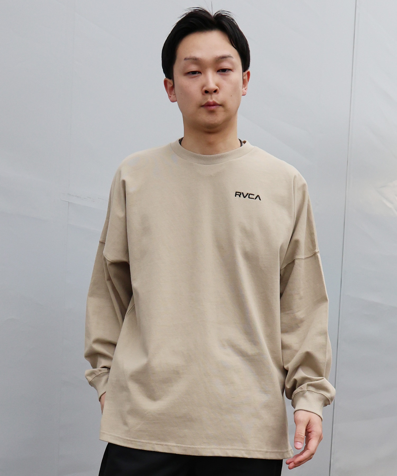 新品 大人気  RVCA ロングTシャツ ベージュ RVCA ロンT ベージュ 楽天市場】rvca ロンt（カラーベージュ）（T