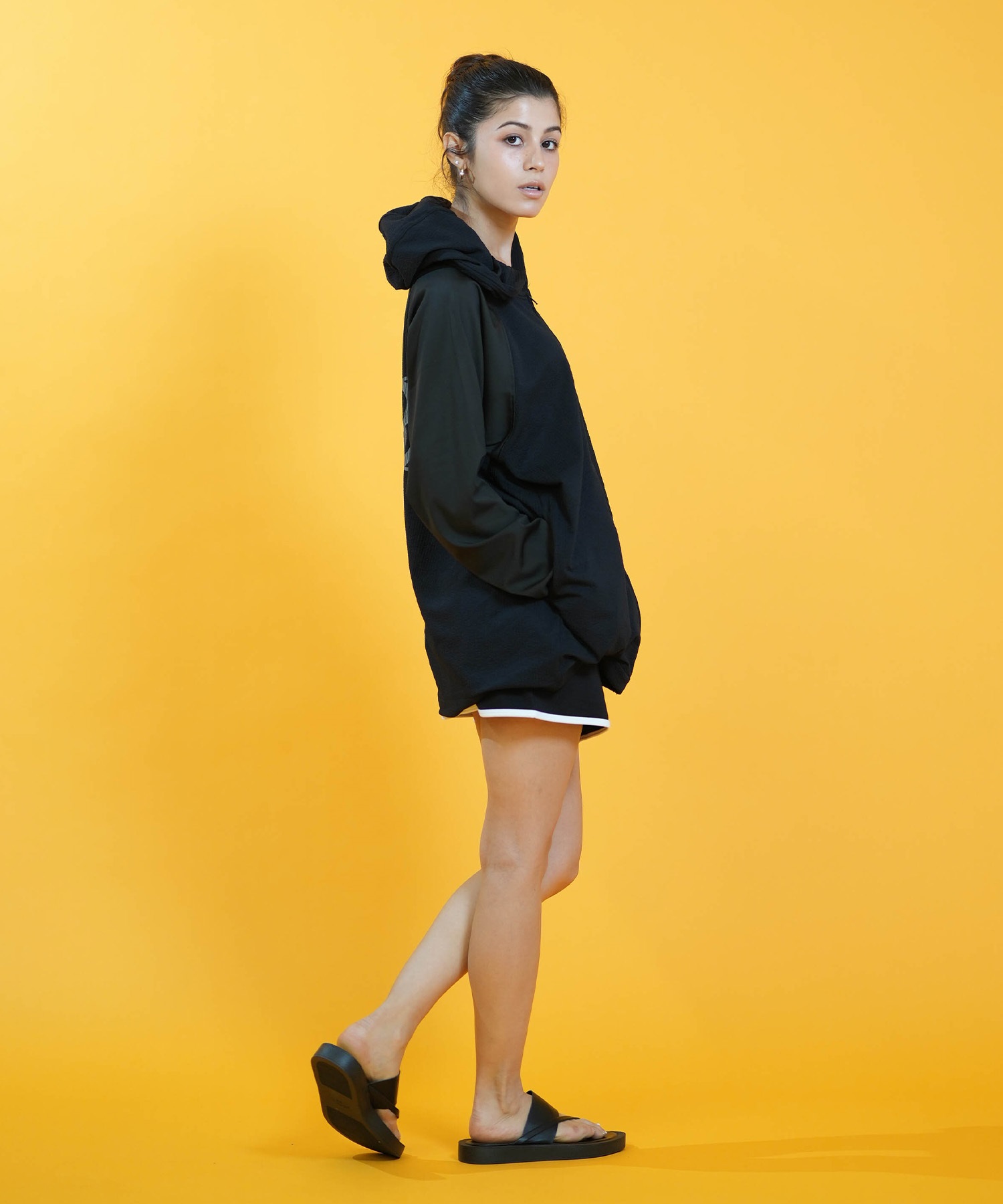 RVCA ルーカ 水着 ラッシュガード ジップアップ パーカー レディース
