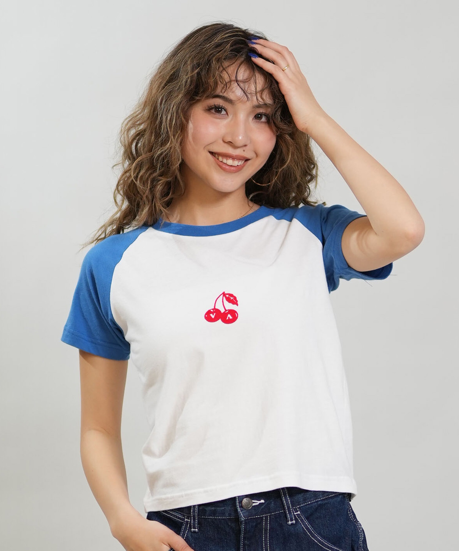 RVCA ルーカ 半袖 Tシャツ レディース クロップド丈 ショート丈 ROAM RAGLAN CROPPED BABY TEE BG043204(BLK-S)